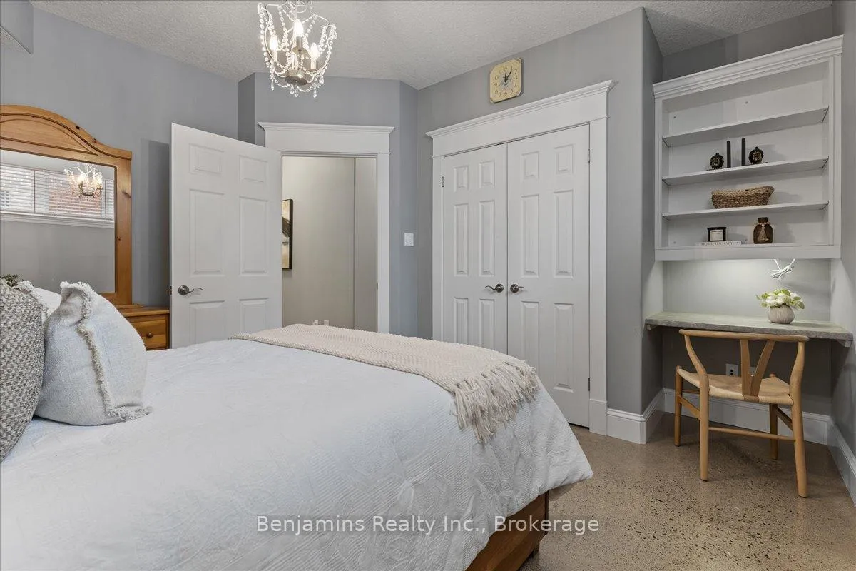 Photo 35 of 86 Canters Close, Kitchener — HOMEH