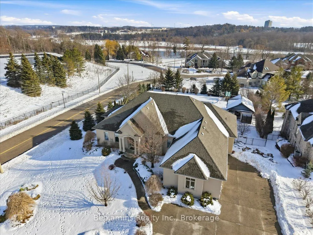 Photo 37 of 86 Canters Close, Kitchener — HOMEH