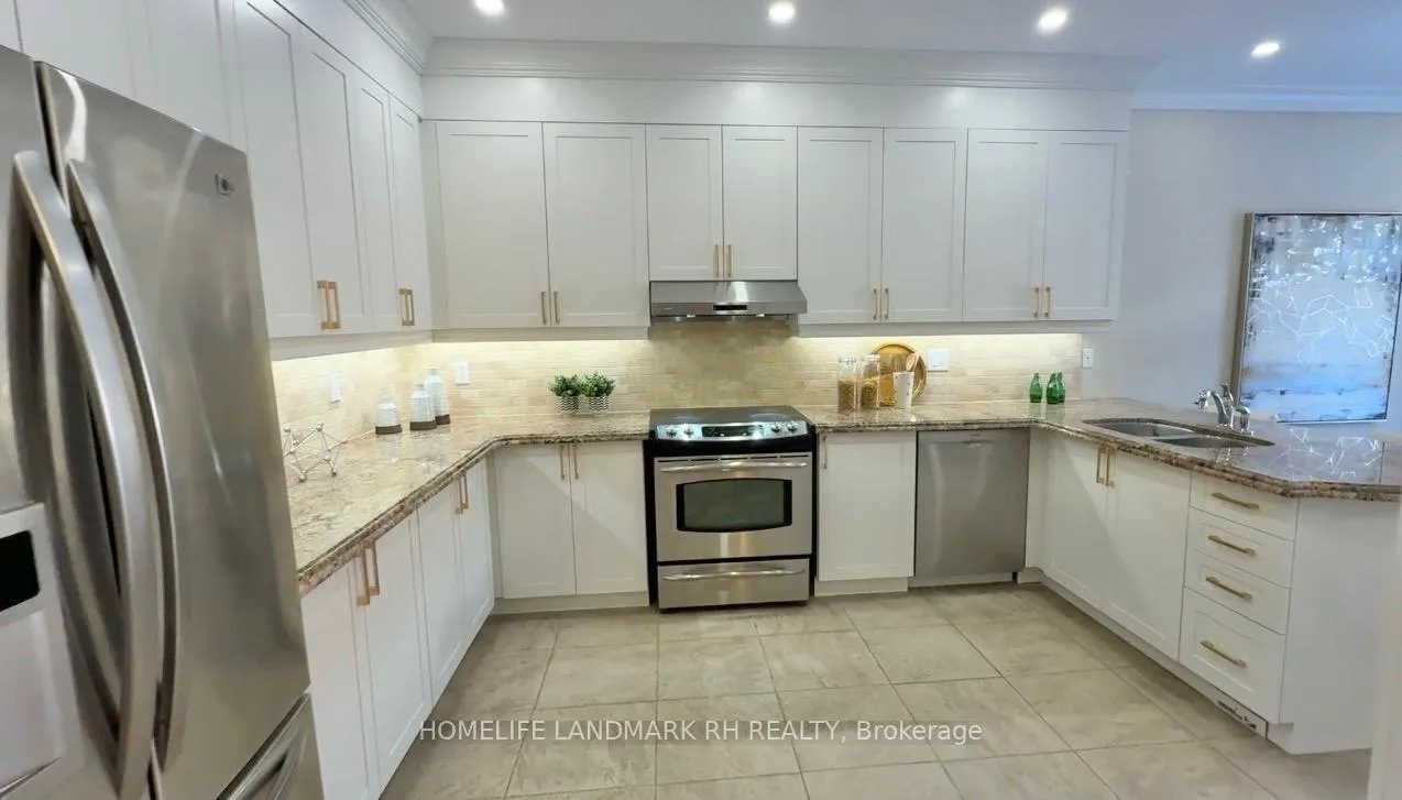 Photo 5 of 26 Jacobi Court, Vaughan, Patterson — HOMEH