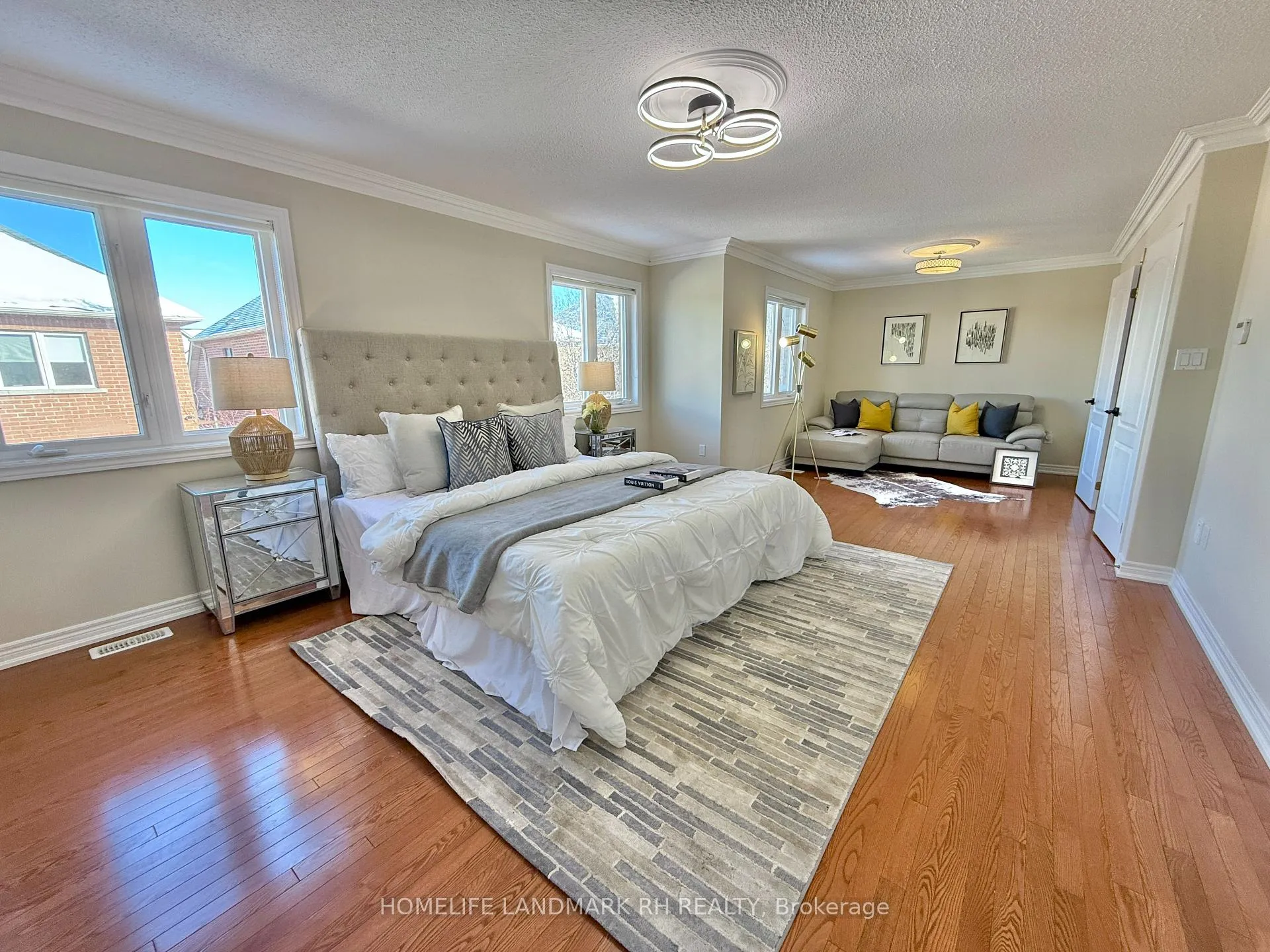 Photo 9 of 26 Jacobi Court, Vaughan, Patterson — HOMEH