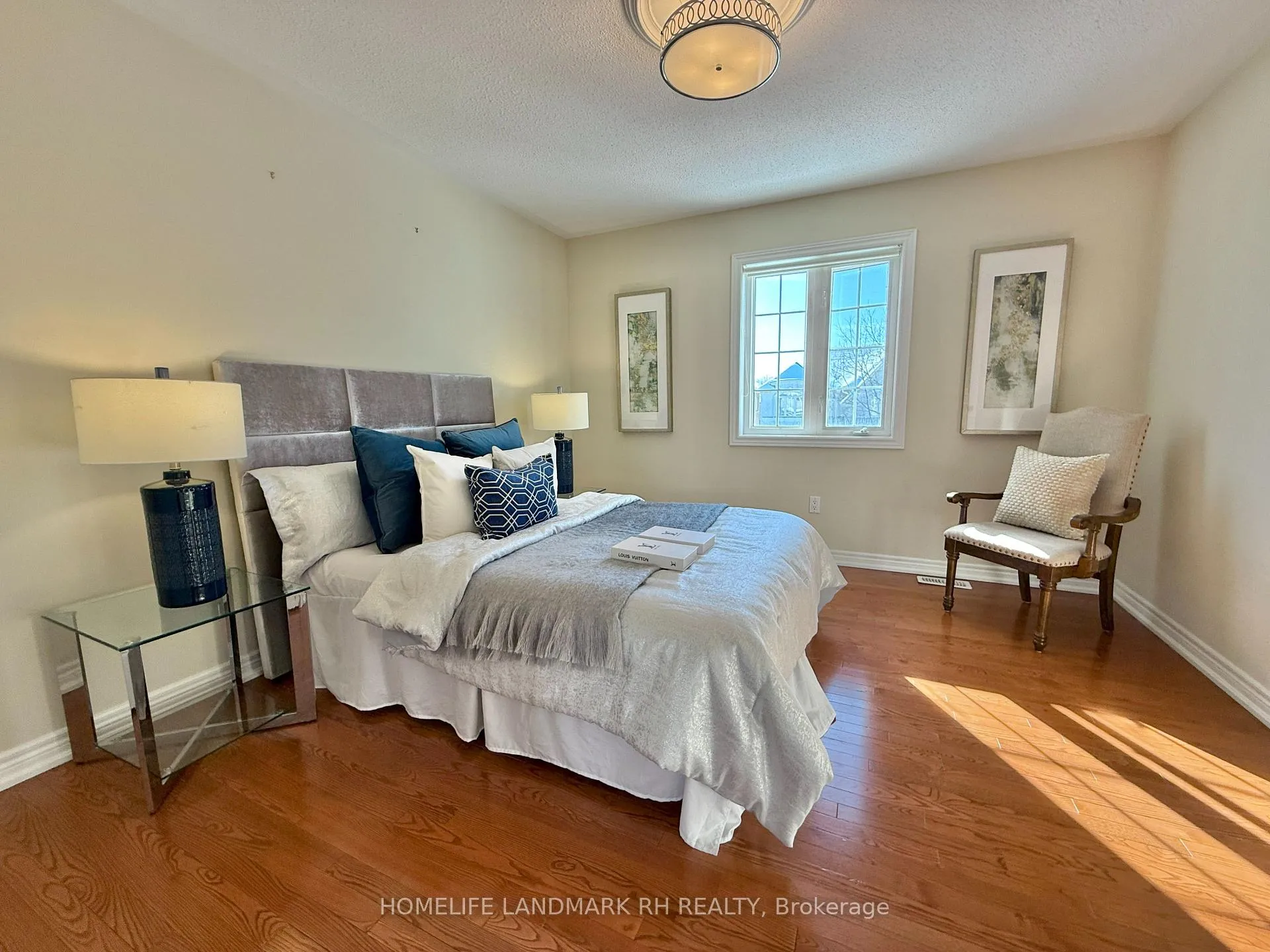Photo 12 of 26 Jacobi Court, Vaughan, Patterson — HOMEH