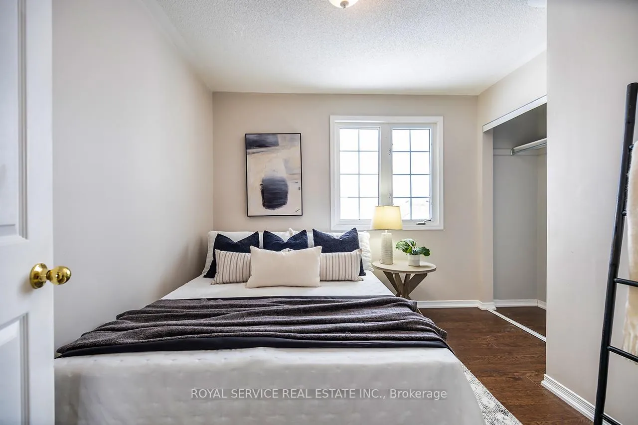 Photo 24 of 19 Brooking Street, Clarington, Bowmanville — HOMEH