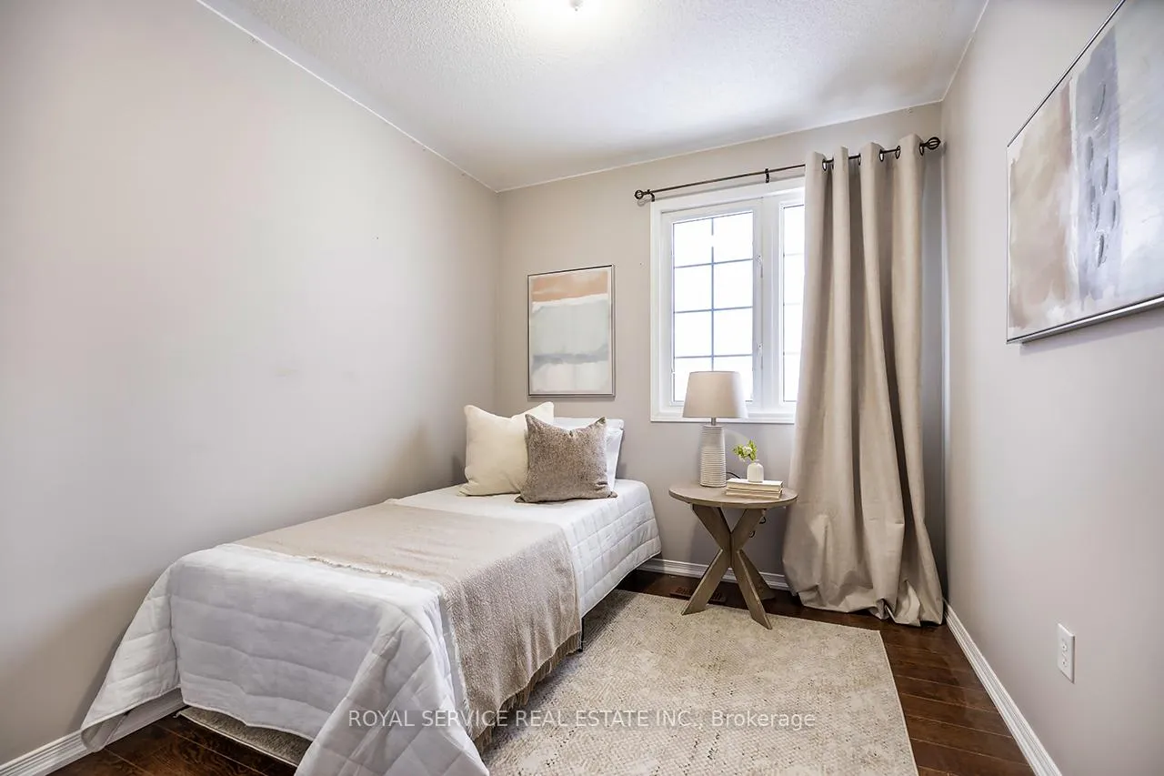 Photo 26 of 19 Brooking Street, Clarington, Bowmanville — HOMEH