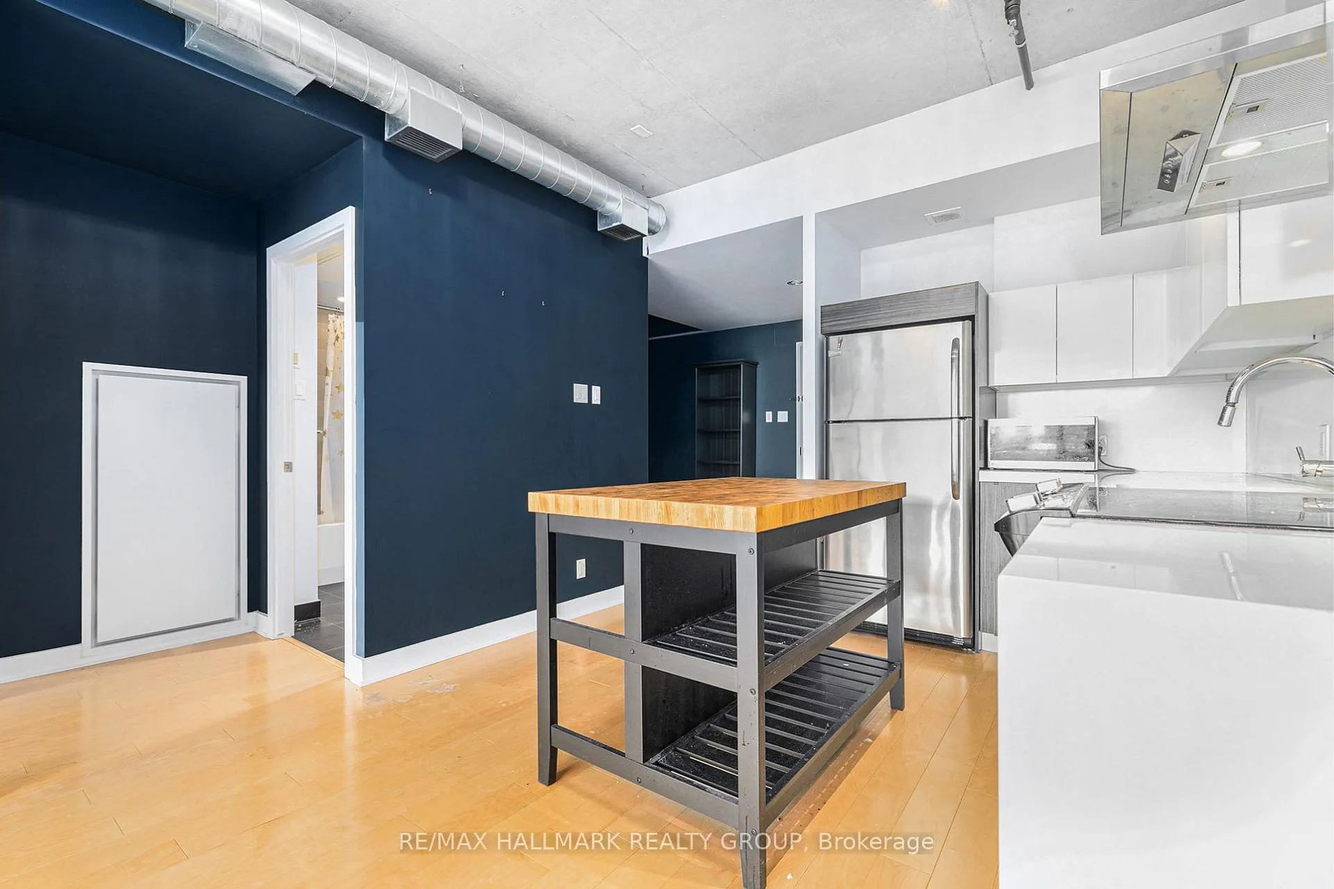 Photo 5 of Unit 617, 360 McLeod Street, Ottawa, Ottawa Centre — HOMEH