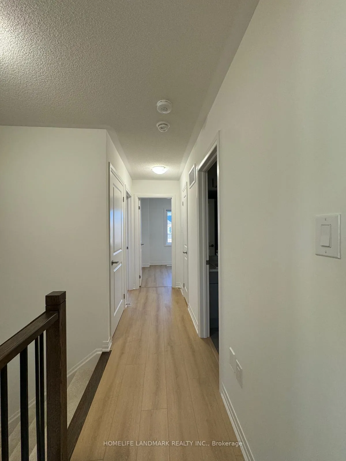Photo 8 of 75 Sagewood Avenue, Barrie, Rural Barrie Southeast — HOMEH