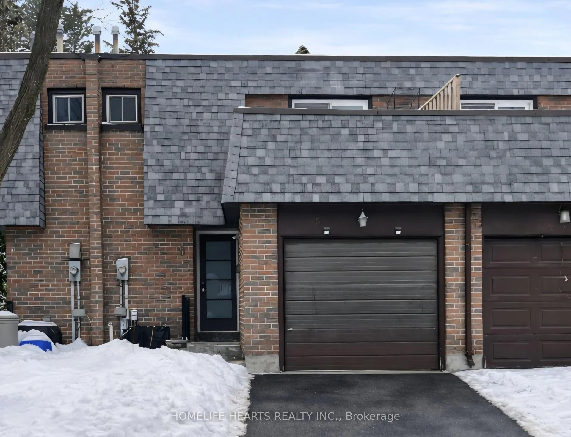 Front of 6 Woodglen Way