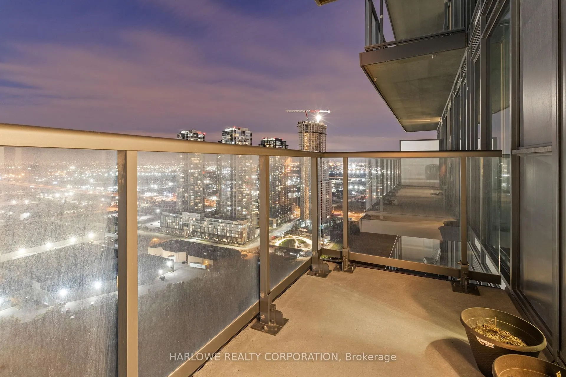 Photo 1 of Unit 3118, 7895 Jane Street, Vaughan, Concord — HOMEH
