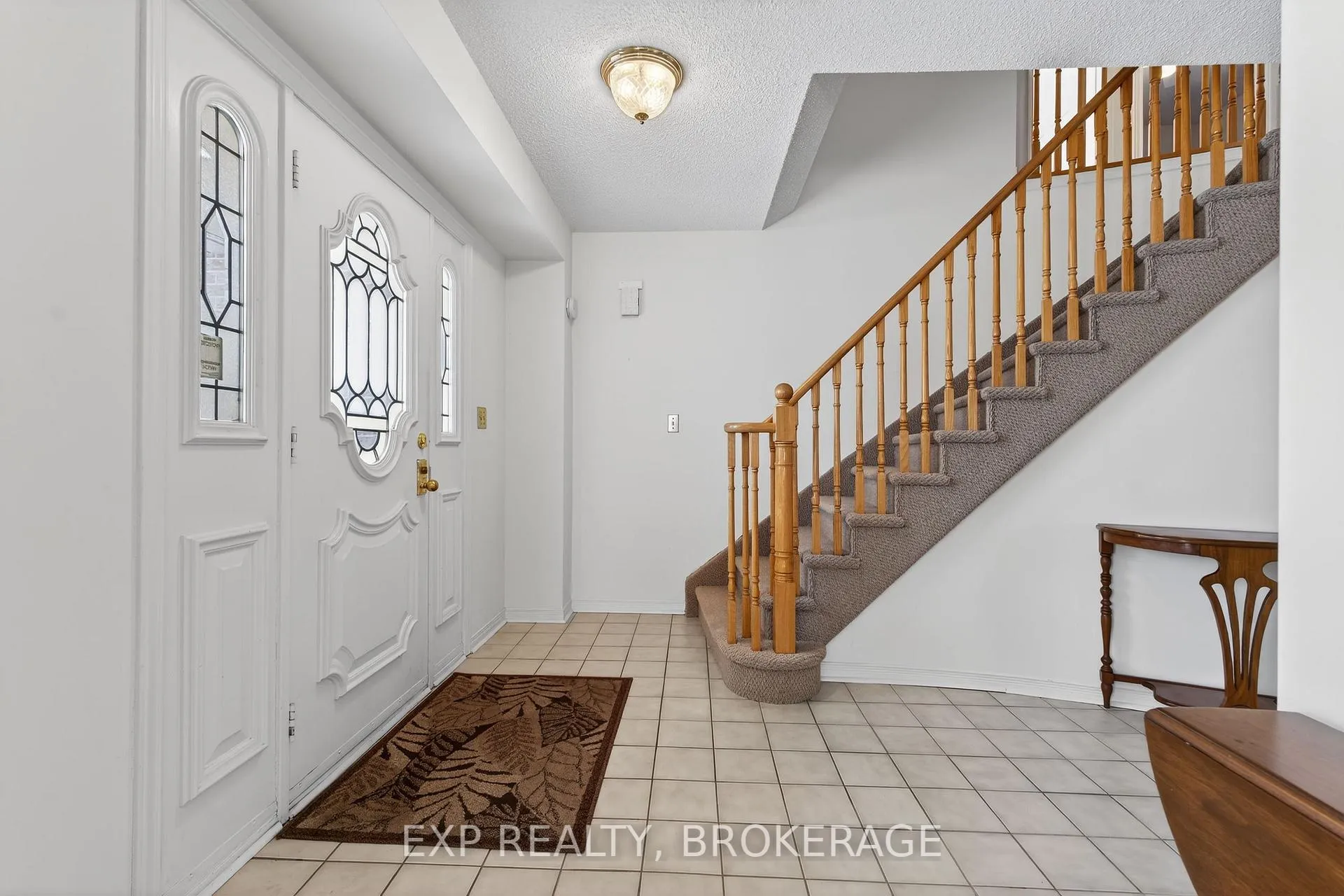 Photo 4 of 59 Chartwell Crescent, Kingston, Kingston East (Incl Barret Crt) — HOMEH