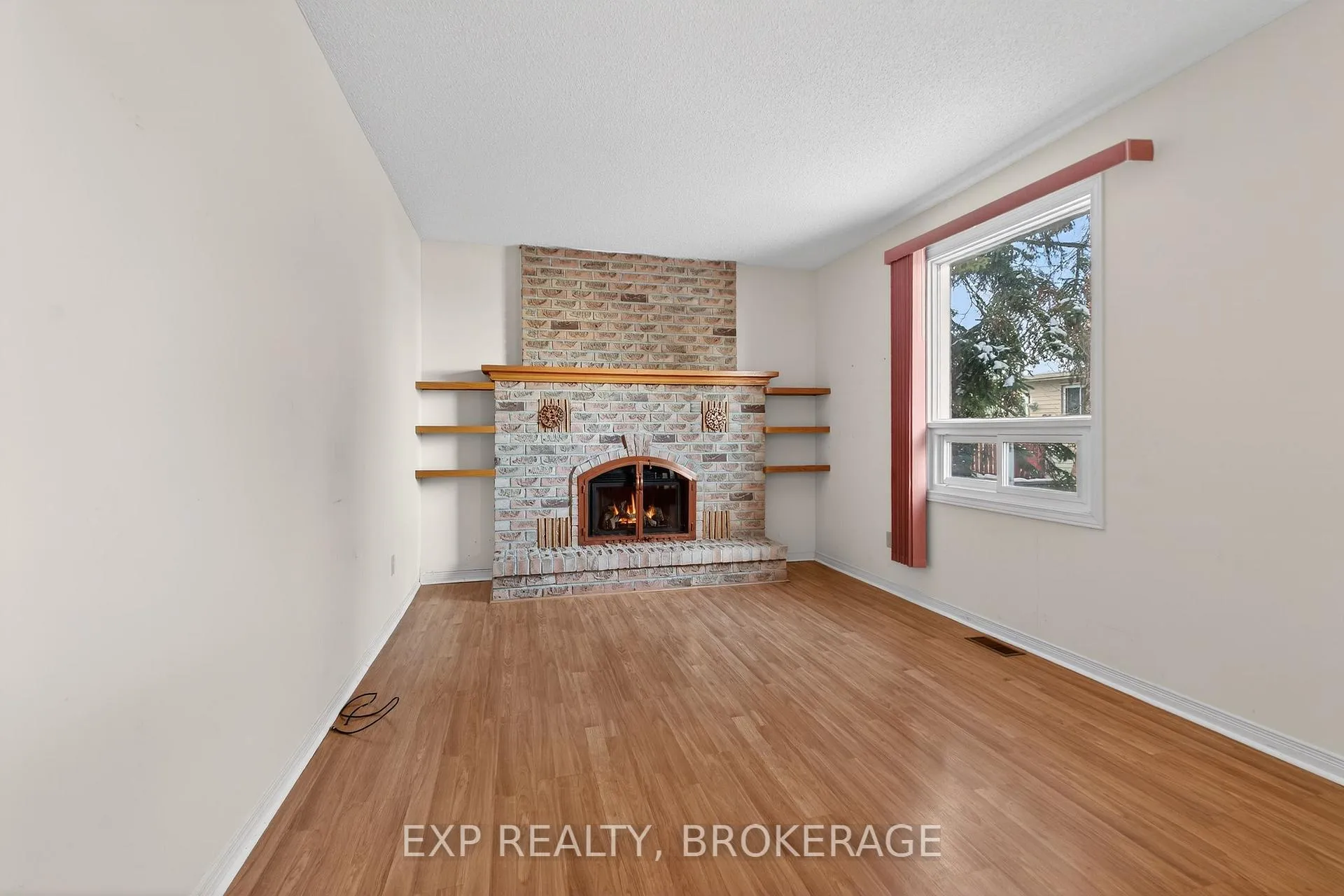 Photo 10 of 59 Chartwell Crescent, Kingston, Kingston East (Incl Barret Crt) — HOMEH