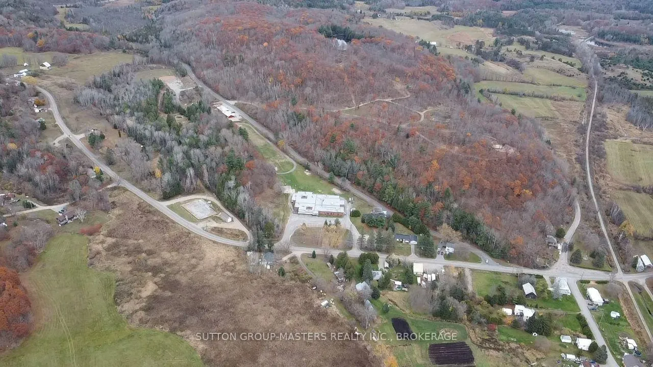 Photo 10 of 1360 Mountain Grove Road, Frontenac, Frontenac Centre — HOMEH