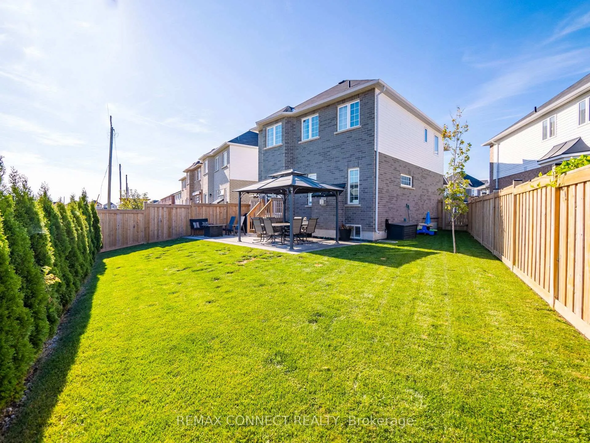 Photo 3 of 63 Jevons Drive, Ajax, South East — HOMEH