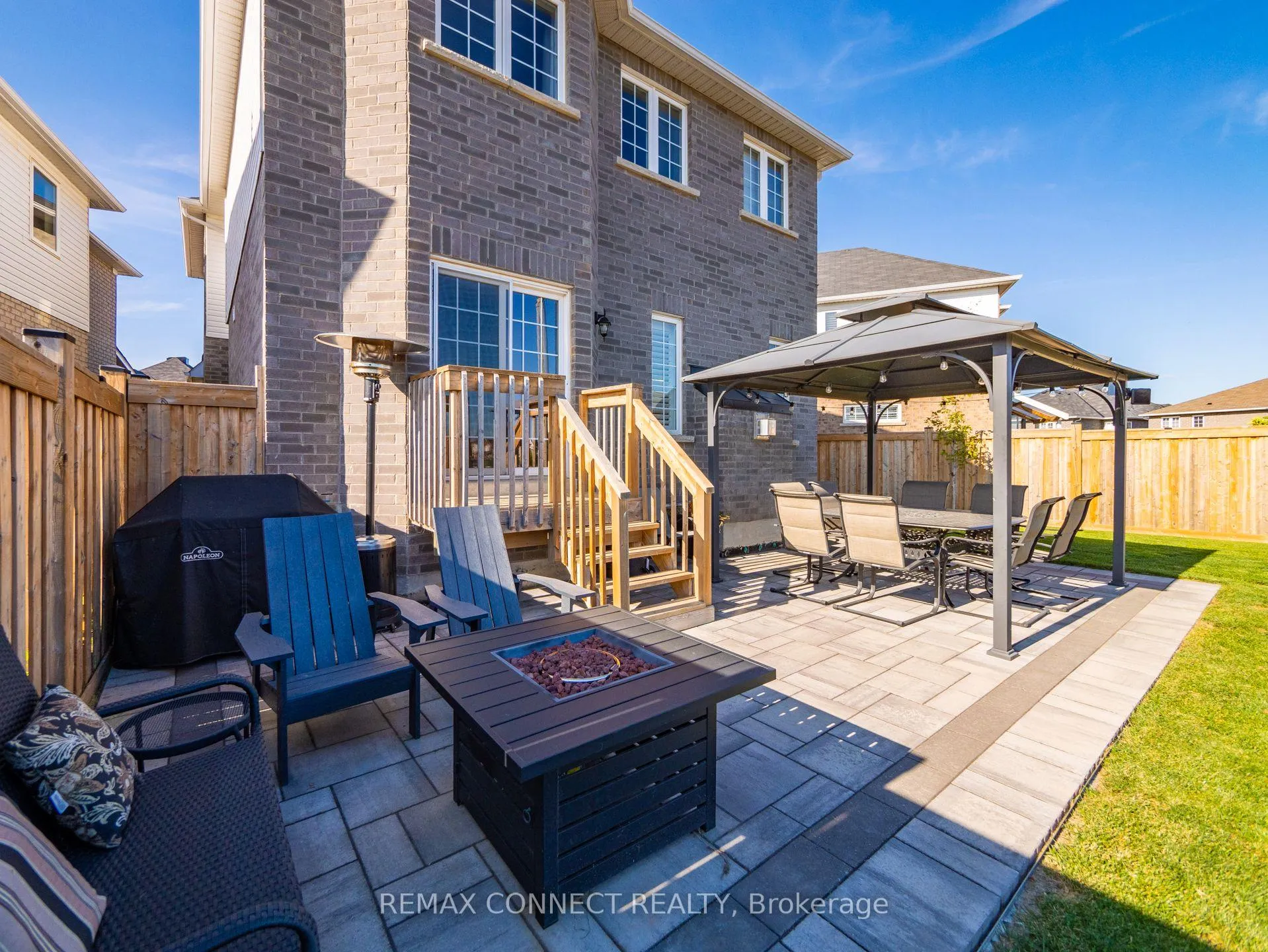 Photo 4 of 63 Jevons Drive, Ajax, South East — HOMEH