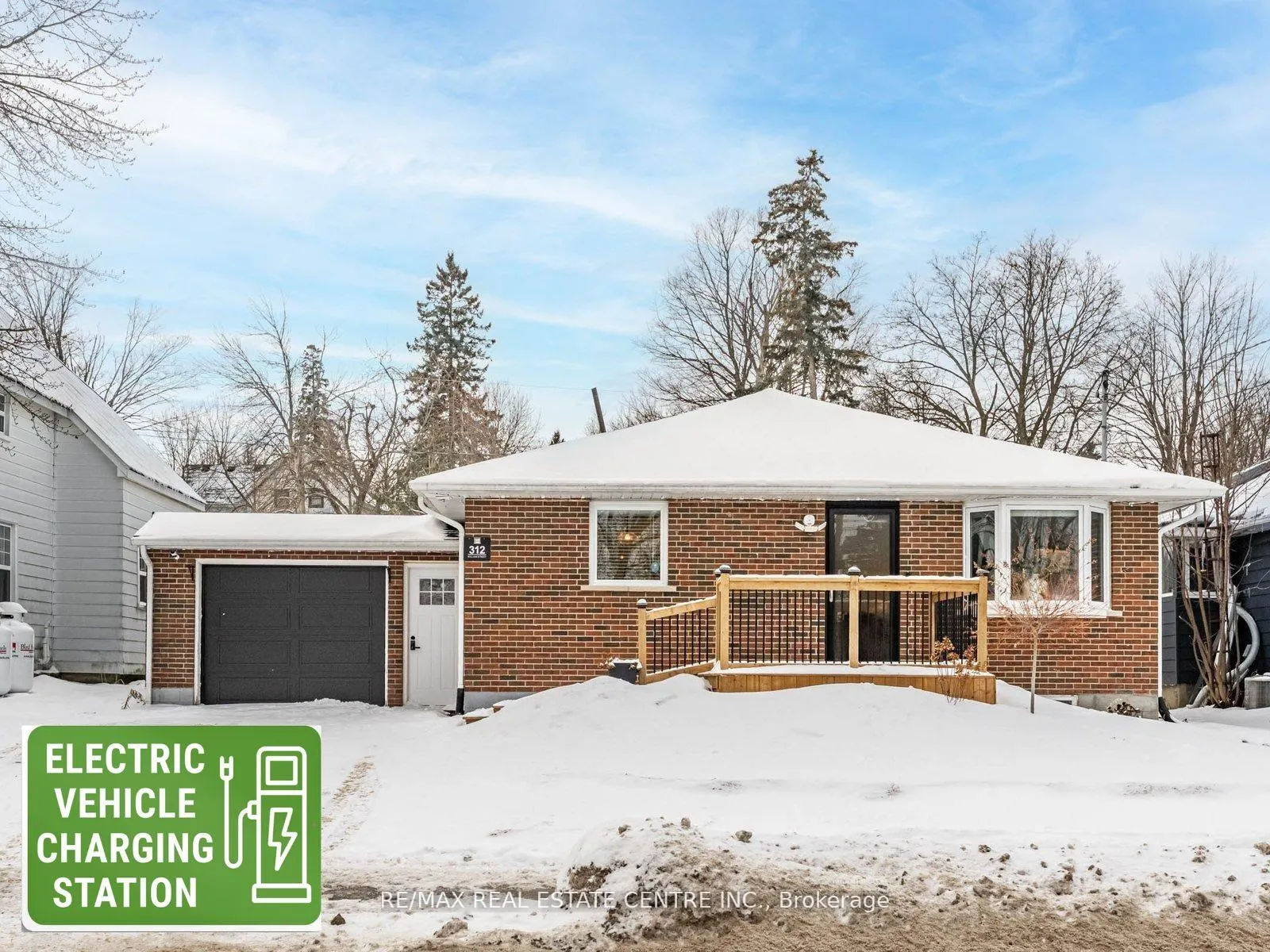 Photo 2 of 312 William Street, Shelburne — HOMEH