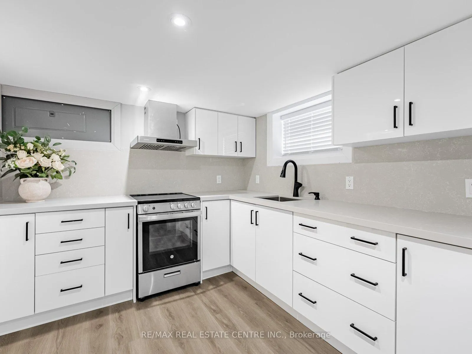 Photo 18 of 312 William Street, Shelburne — HOMEH