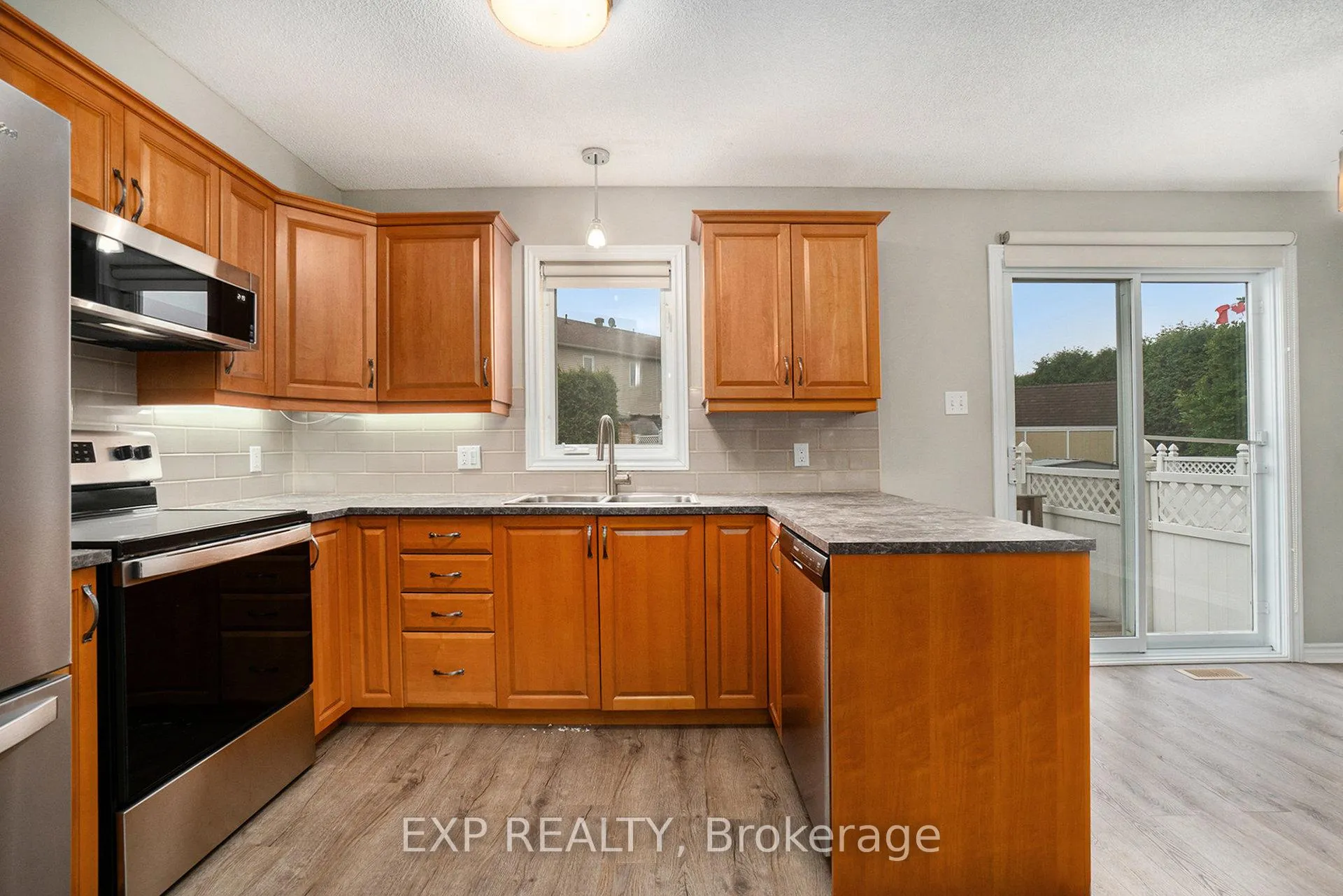 Photo 10 of 67 Lafleche Boulevard, Casselman — HOMEH