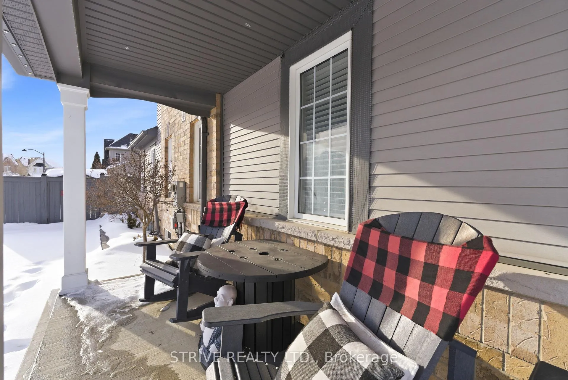 Photo 5 of 54 Allworth Crescent, Clarington, Bowmanville — HOMEH