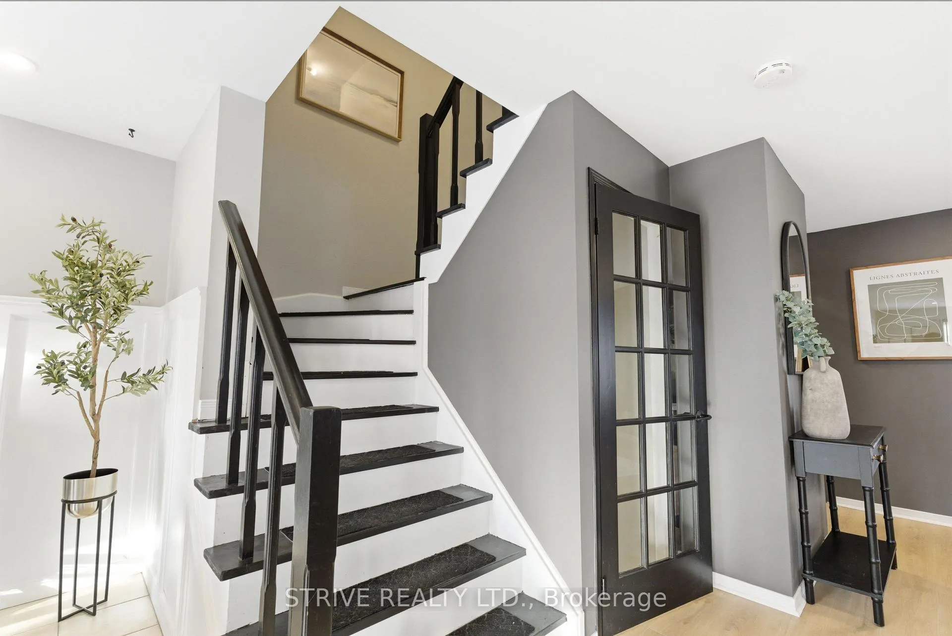 Photo 20 of 54 Allworth Crescent, Clarington, Bowmanville — HOMEH