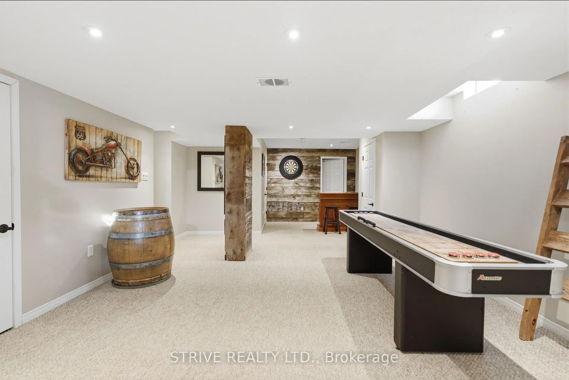 Photo 32 of 54 Allworth Crescent, Clarington, Bowmanville — HOMEH