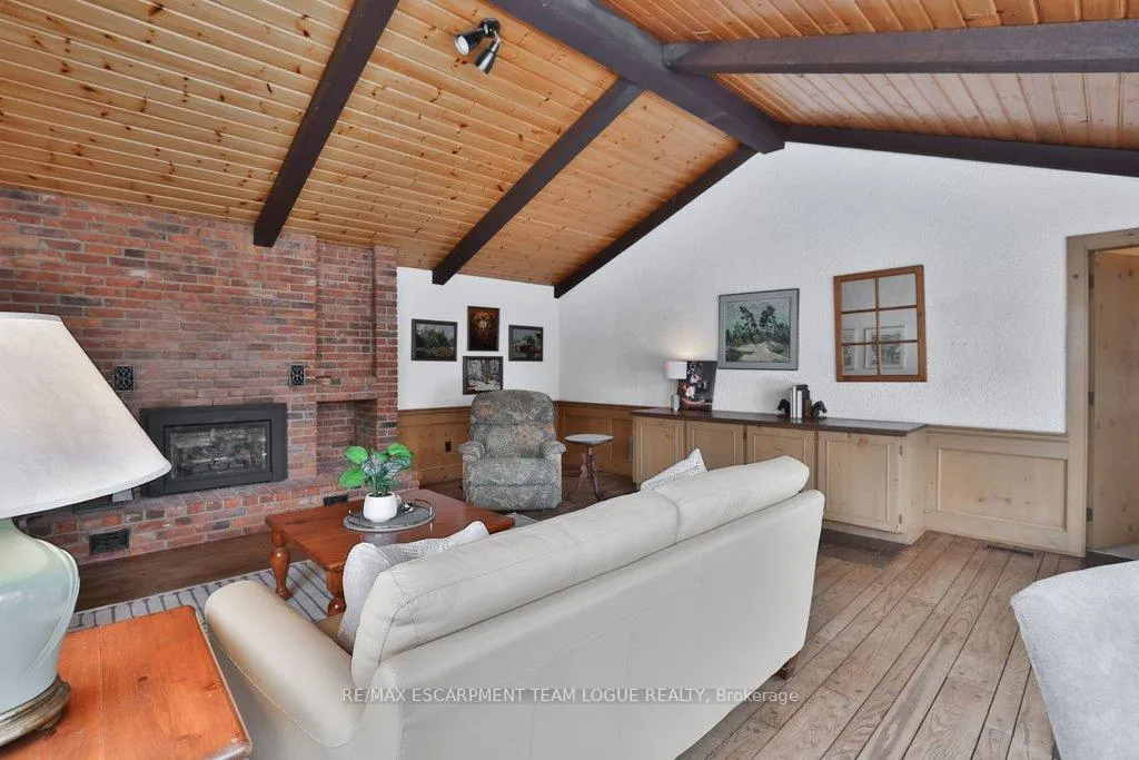 Photo 18 of 625 Ronald Drive, Burlington, Roseland — HOMEH