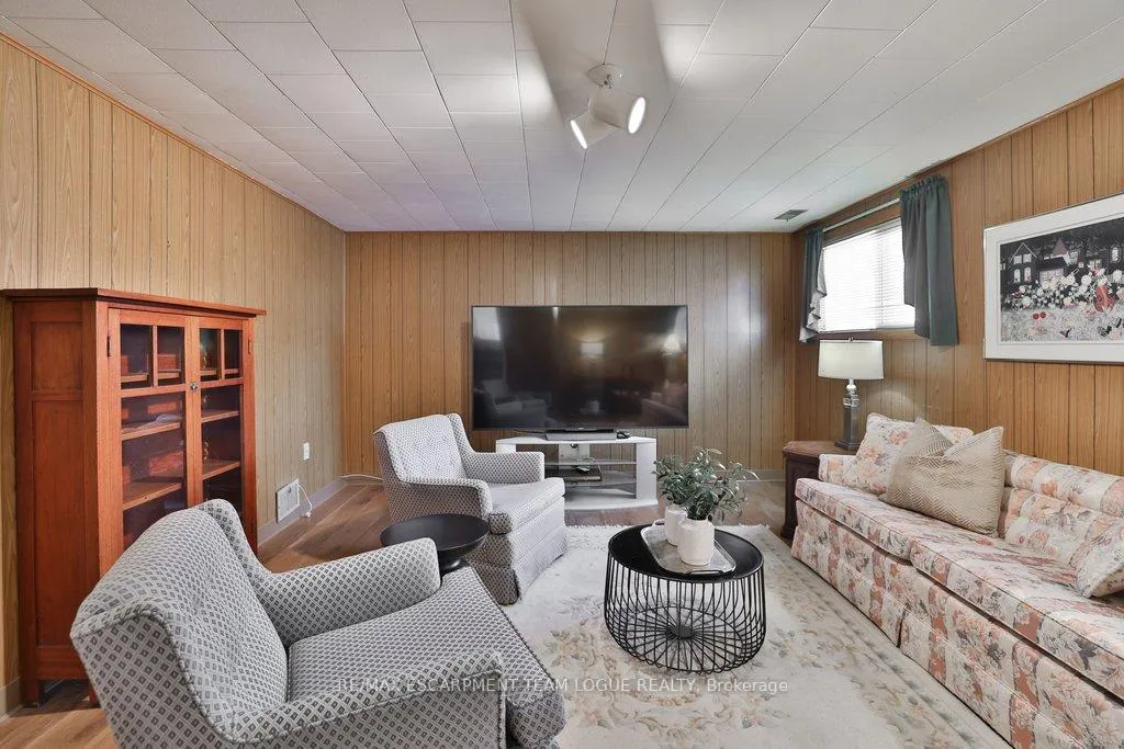 Photo 27 of 625 Ronald Drive, Burlington, Roseland — HOMEH