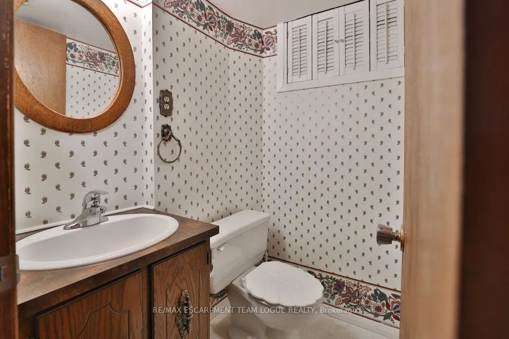 Photo 29 of 625 Ronald Drive, Burlington, Roseland — HOMEH