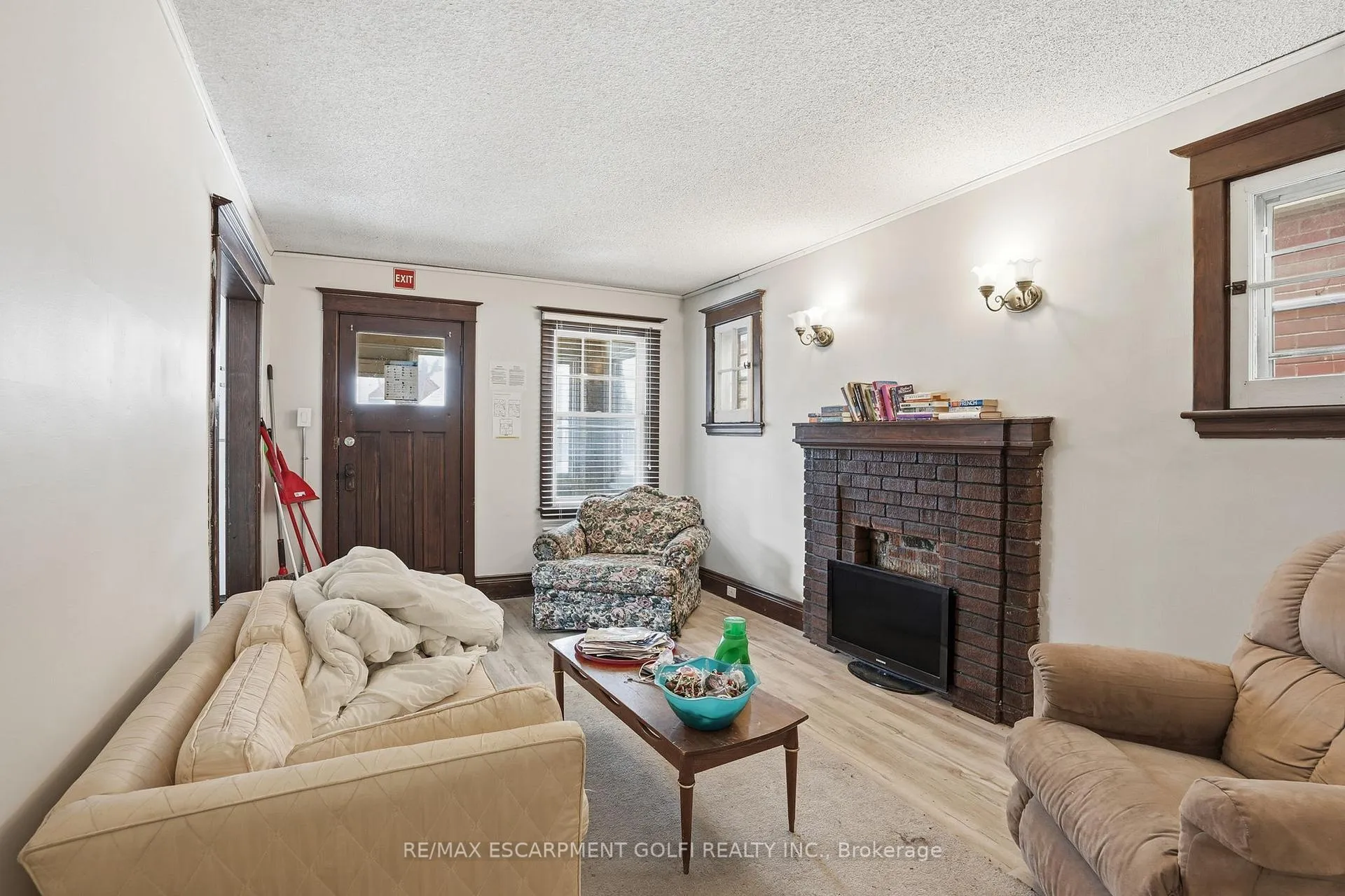 Photo 5 of 67 Sterling Street, Hamilton, Westdale — HOMEH