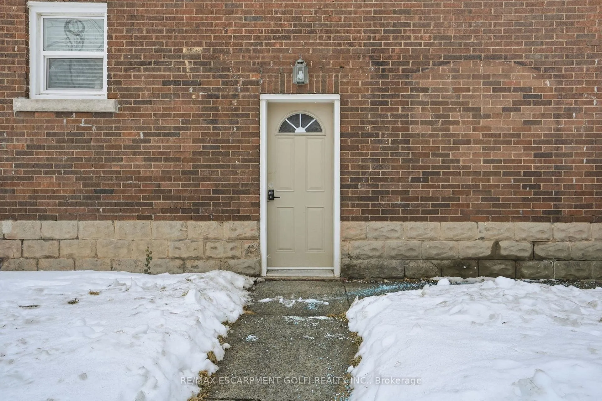 Photo 21 of 67 Sterling Street, Hamilton, Westdale — HOMEH