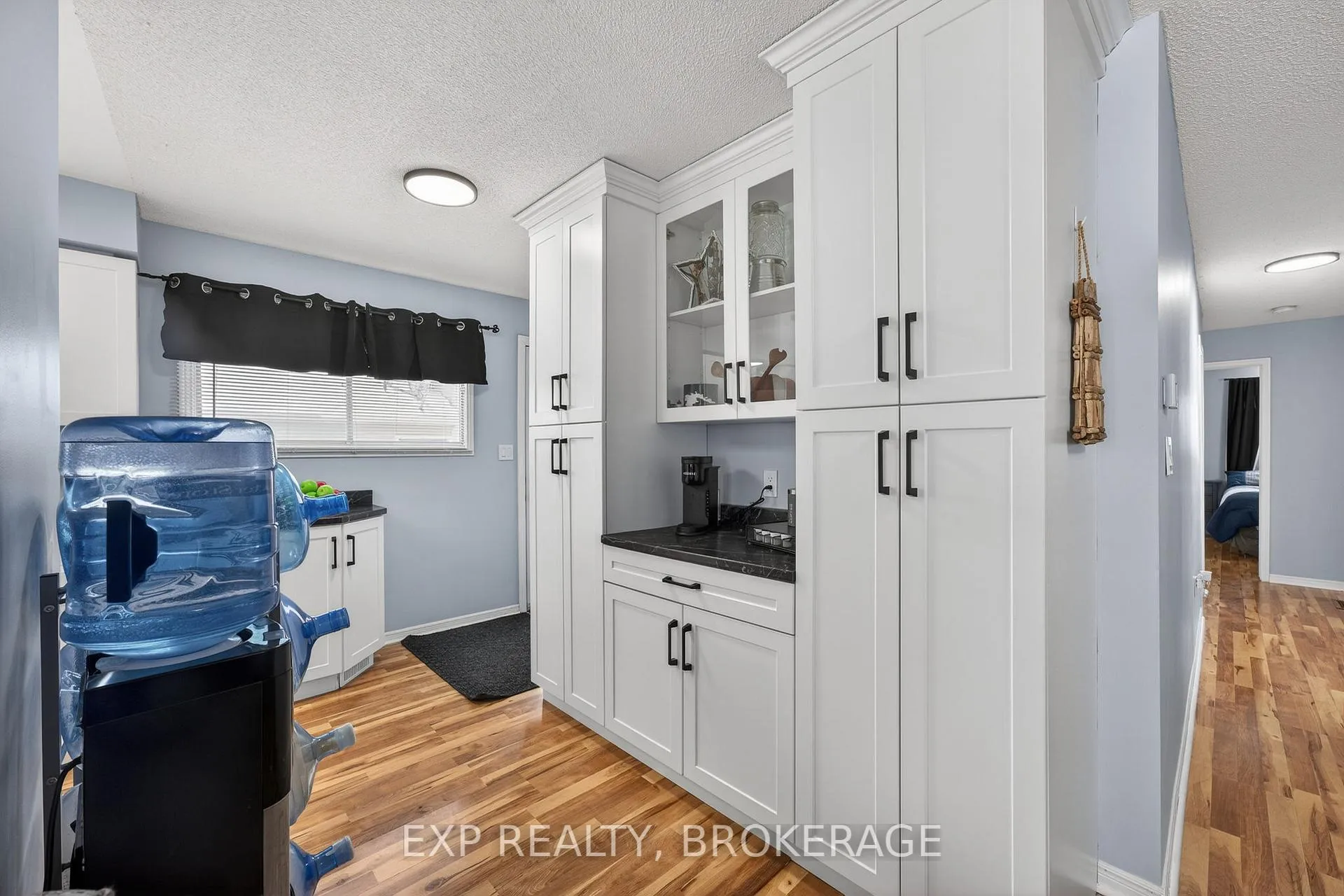 Photo 7 of 554 Whistler Terrace, Kingston, East Gardiners Rd — HOMEH
