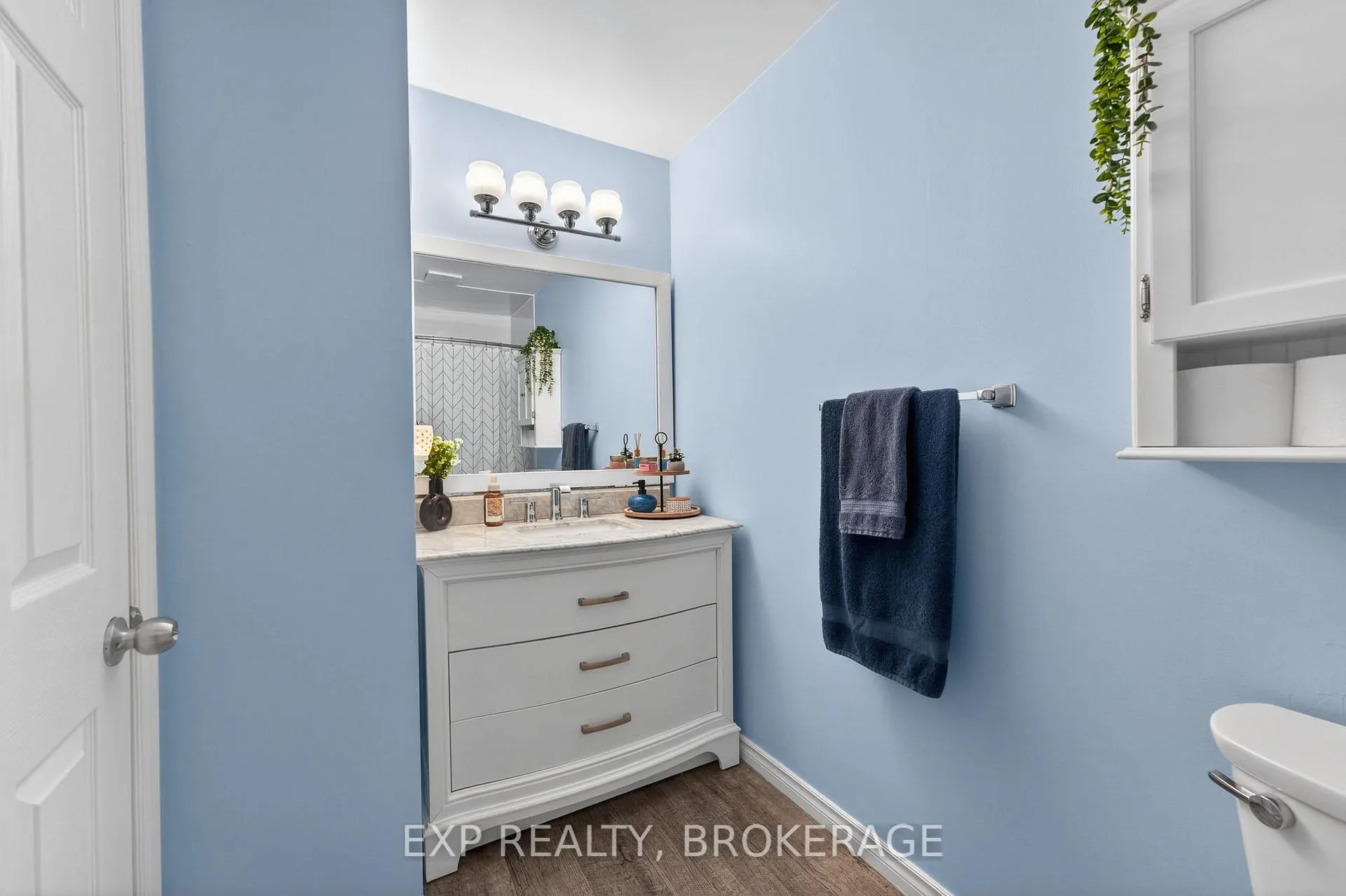Photo 11 of 554 Whistler Terrace, Kingston, East Gardiners Rd — HOMEH