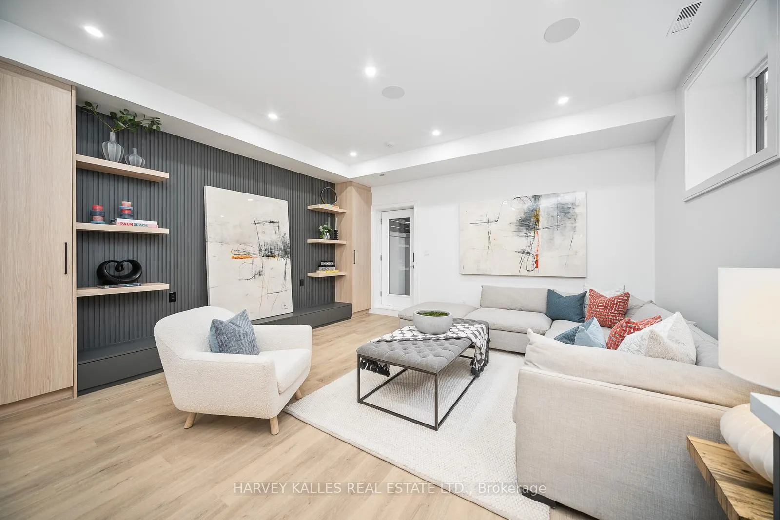 Photo 34 of 67 Lesmount Avenue, Toronto, East York — HOMEH