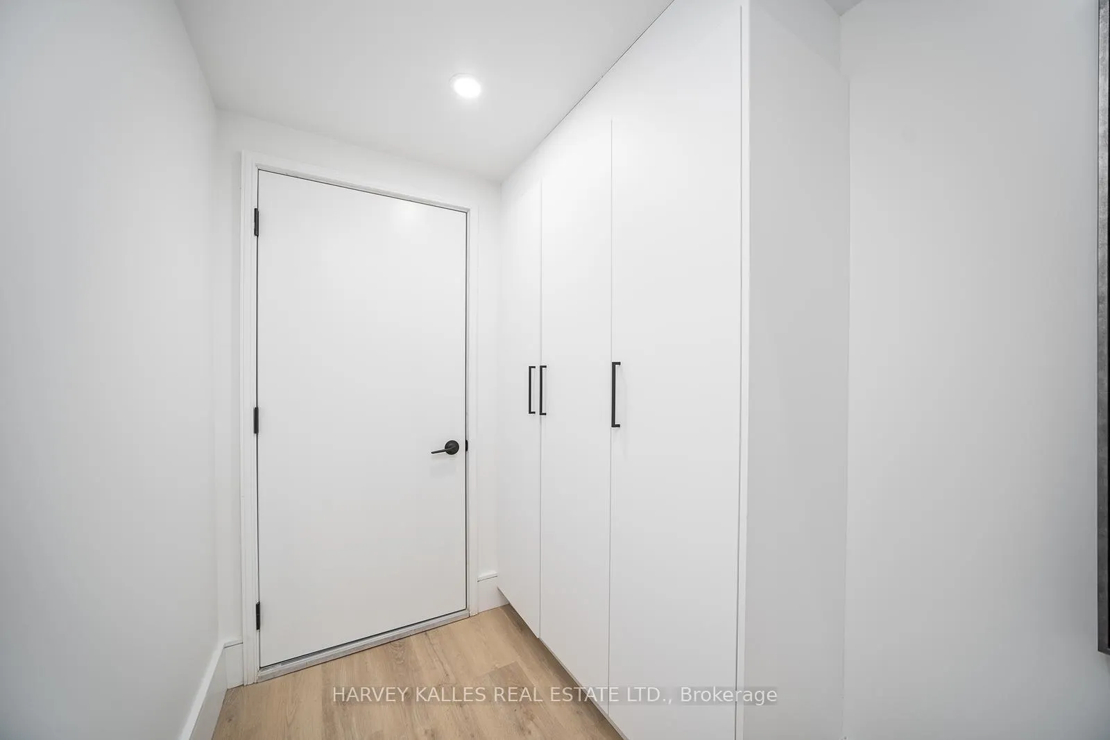Photo 37 of 67 Lesmount Avenue, Toronto, East York — HOMEH