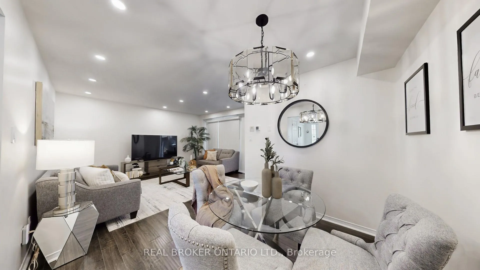 Photo 6 of 16 Wade Square, Clarington, Courtice — HOMEH
