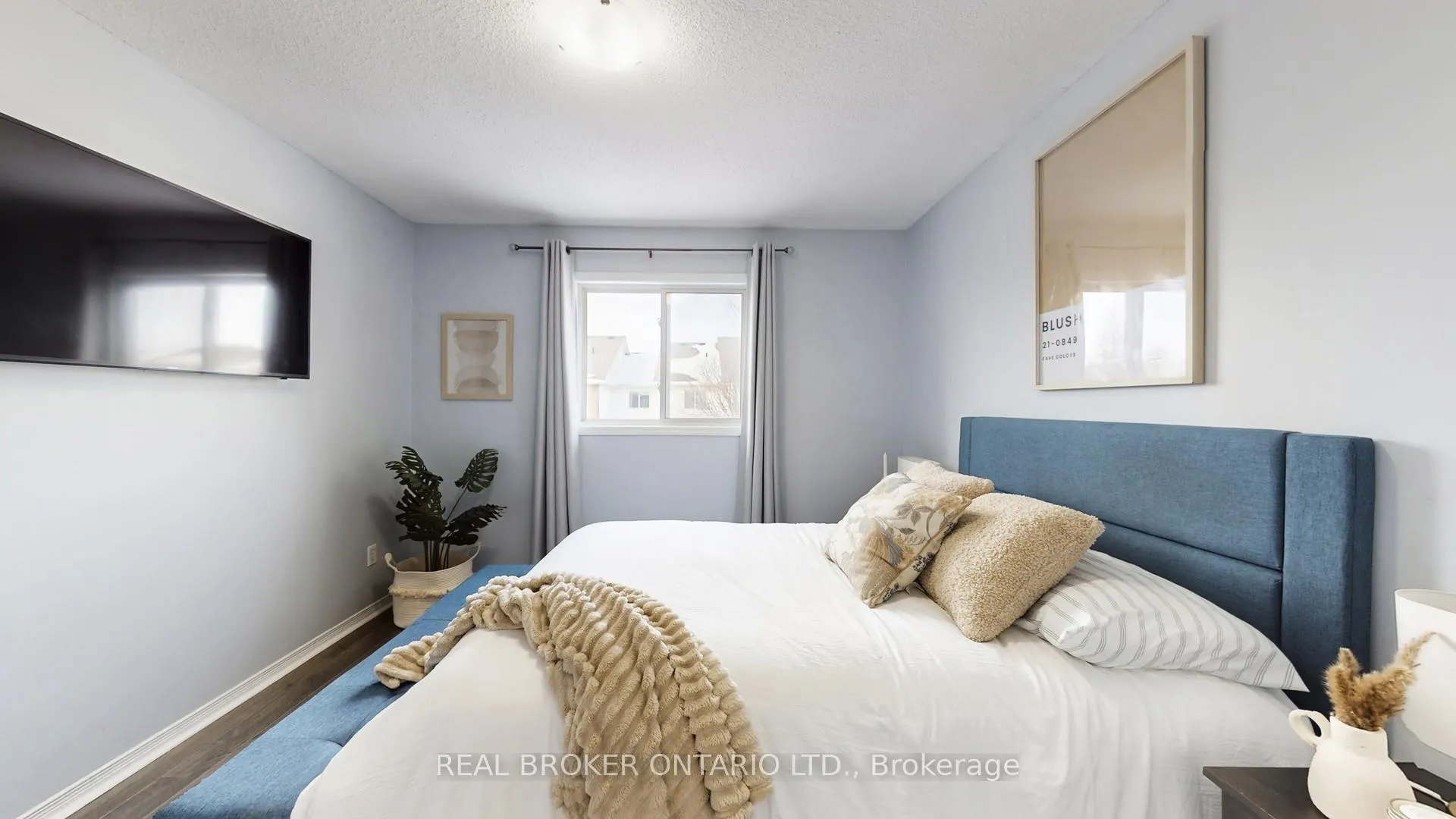 Photo 38 of 16 Wade Square, Clarington, Courtice — HOMEH