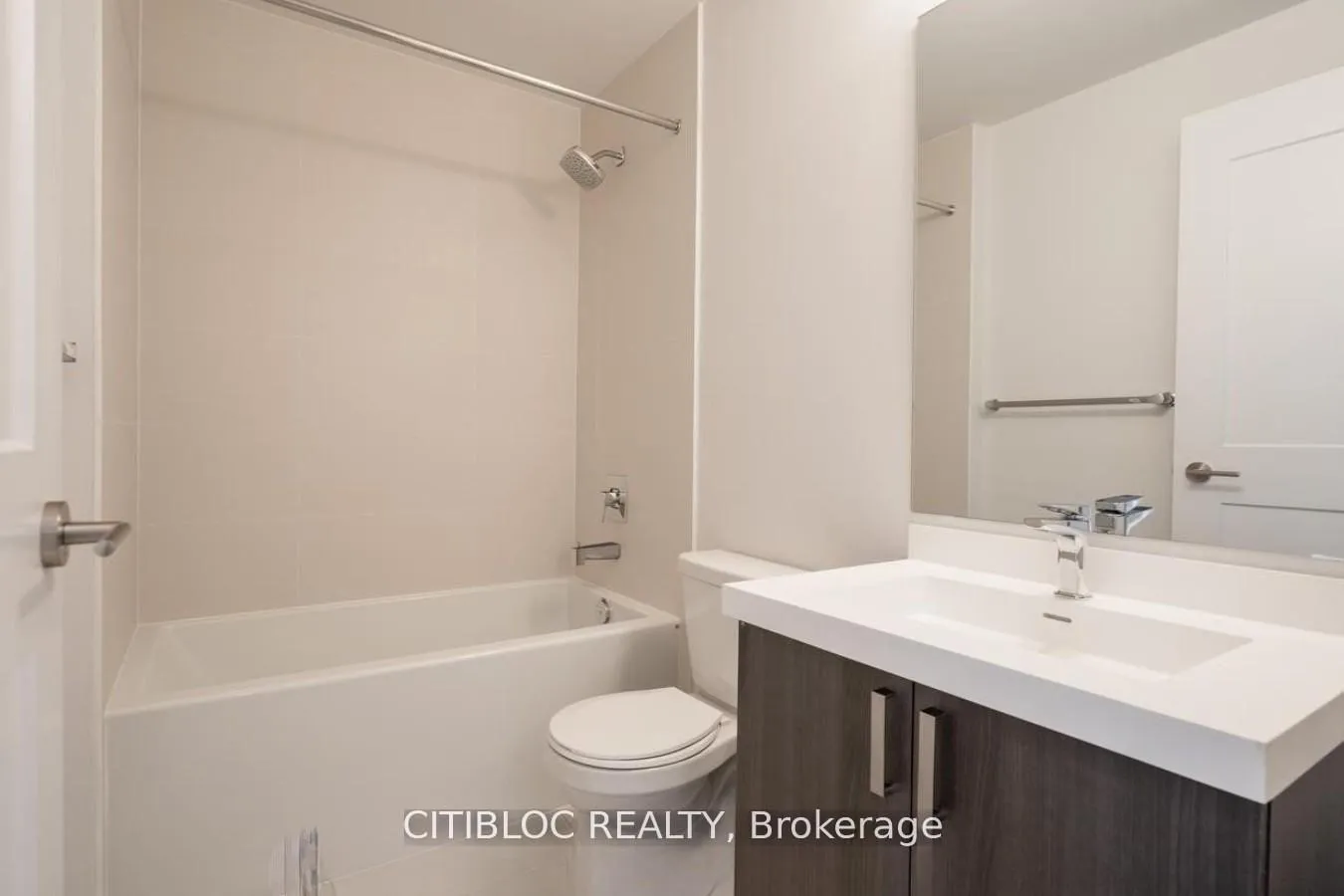 Photo 7 of Unit 3316, 7895 Jane Street, Vaughan, Concord — HOMEH