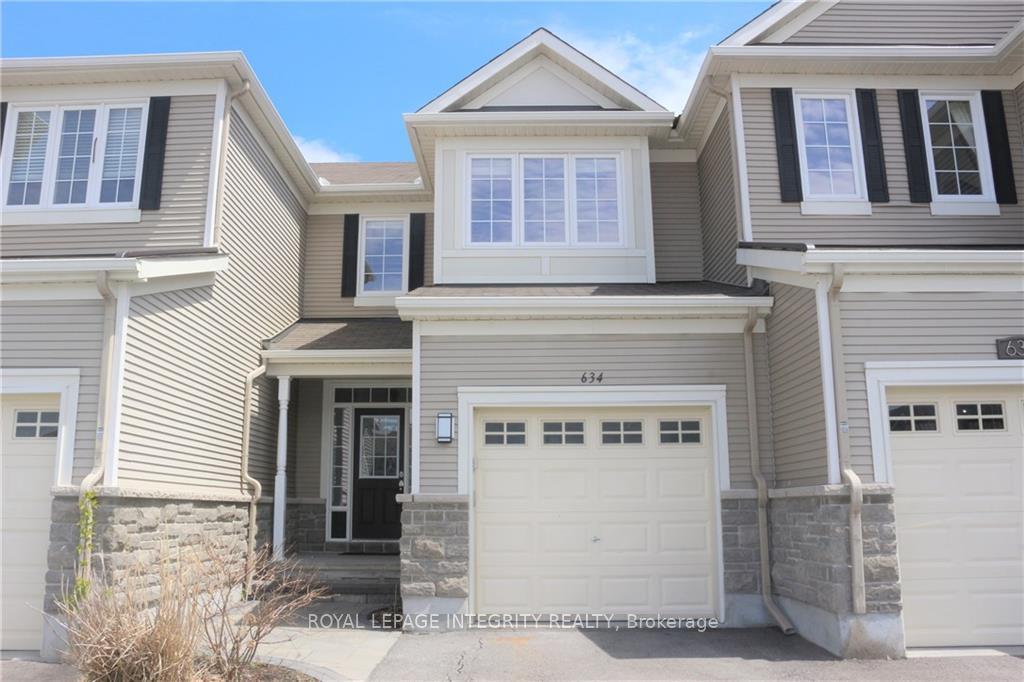 Photo 1 of 634 Pepperville Crescent, Ottawa, Kanata - Emerald Meadows/Trailwest — HOMEH