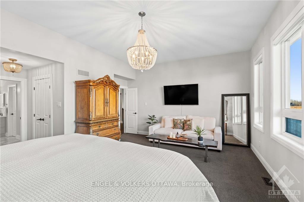 Photo 17 of 375 Longworth Avenue, Ottawa, Leitrim — HOMEH