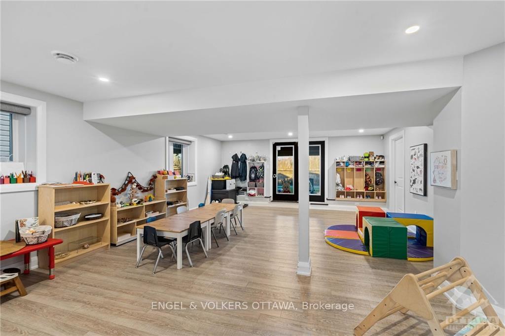 Photo 25 of 375 Longworth Avenue, Ottawa, Leitrim — HOMEH