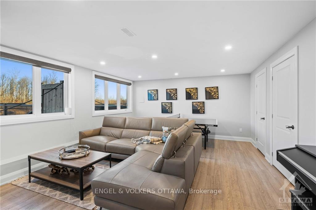 Photo 26 of 375 Longworth Avenue, Ottawa, Leitrim — HOMEH