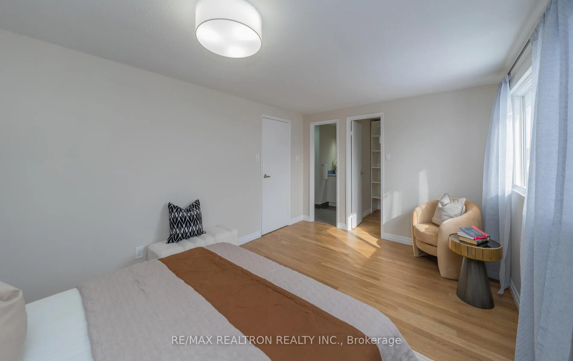 Photo 26 of 110 Lisa Crescent, Vaughan, Crestwood-Springfarm-Yorkhill — HOMEH