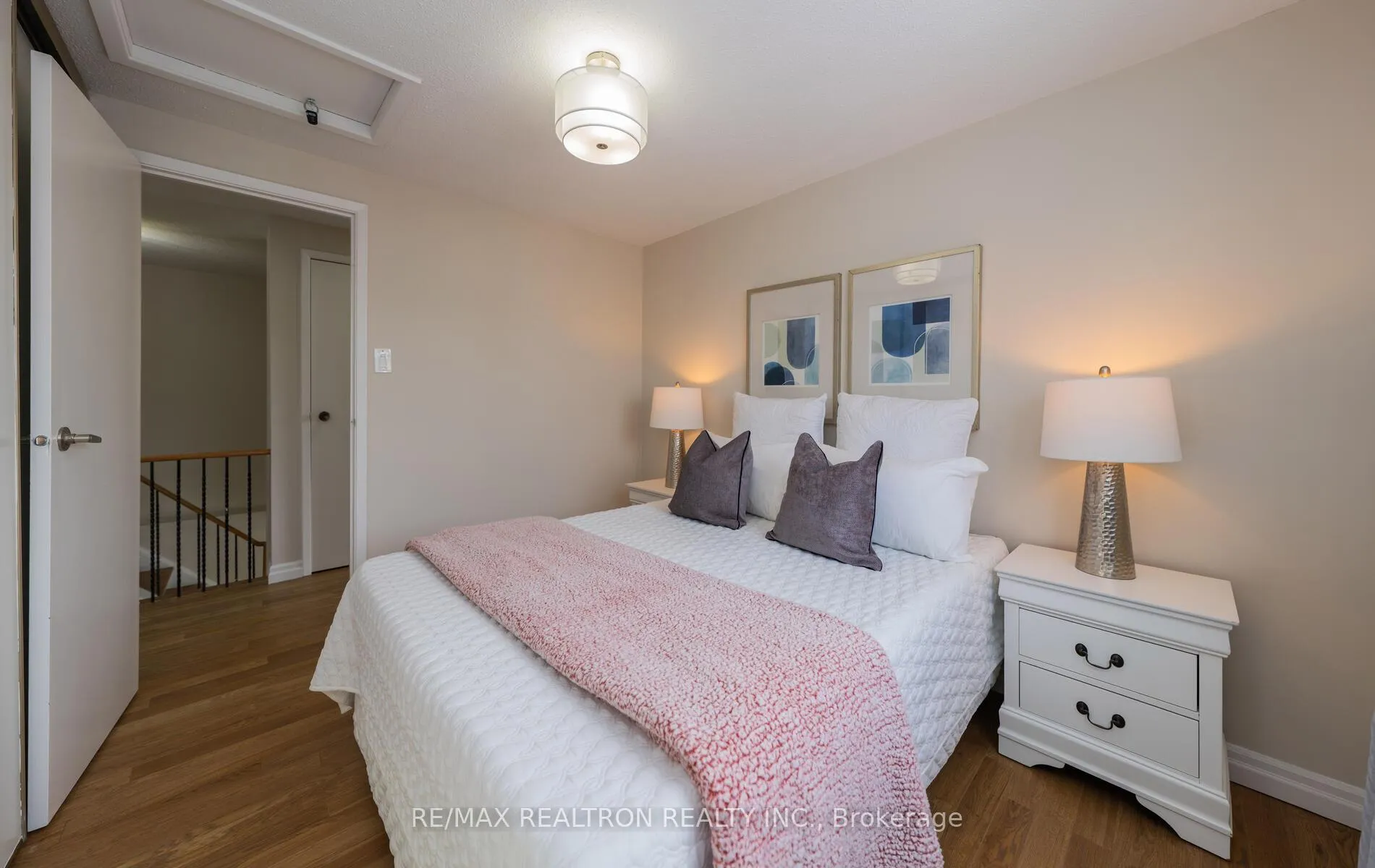 Photo 30 of 110 Lisa Crescent, Vaughan, Crestwood-Springfarm-Yorkhill — HOMEH