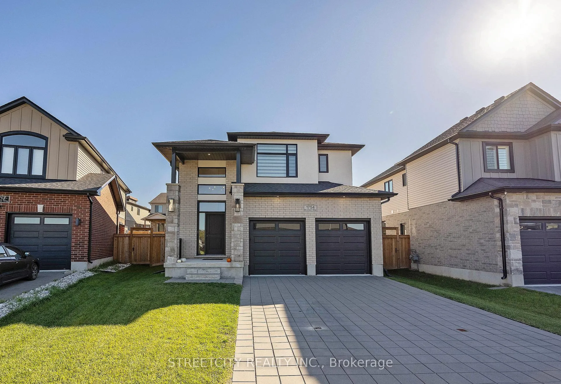 Photo 1 of 1754 Brunson Way, London, South K — HOMEH