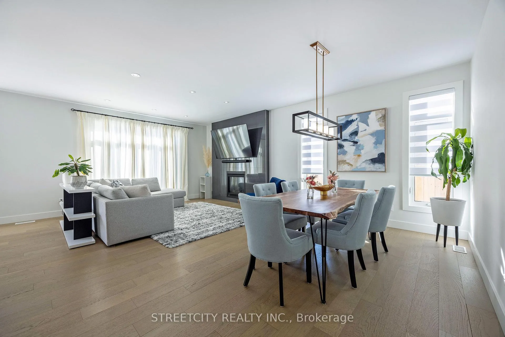 Photo 7 of 1754 Brunson Way, London, South K — HOMEH