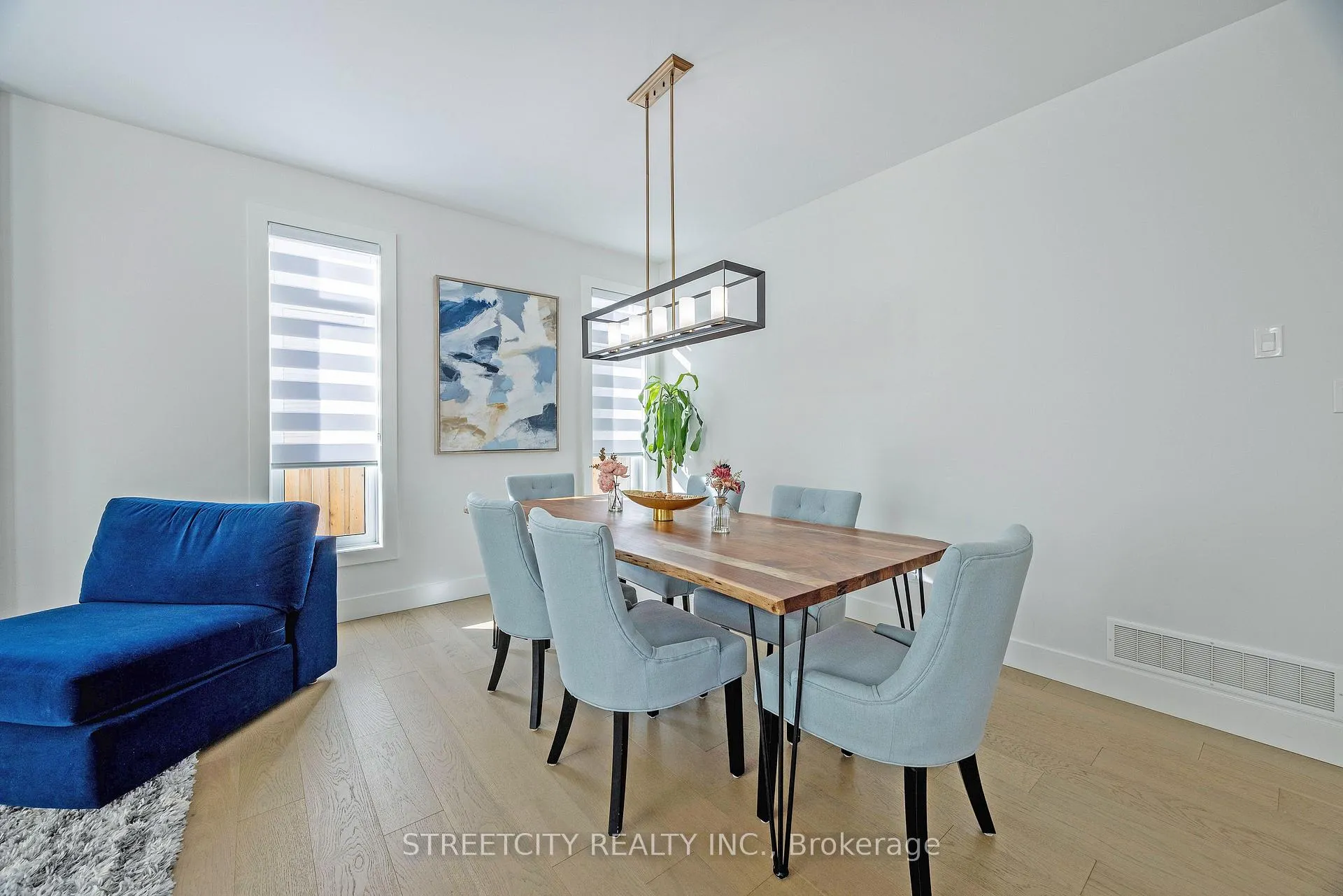 Photo 13 of 1754 Brunson Way, London, South K — HOMEH