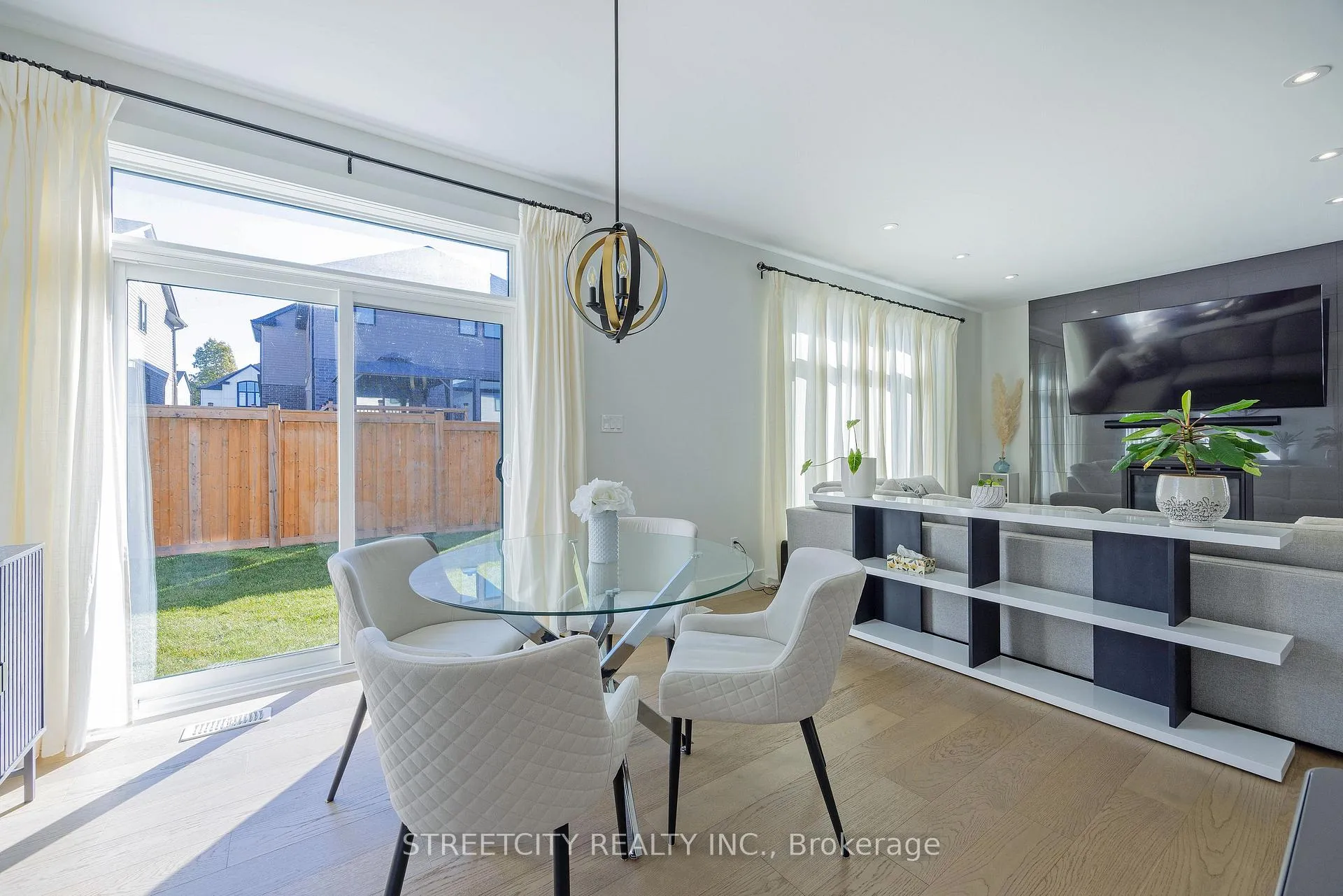 Photo 22 of 1754 Brunson Way, London, South K — HOMEH