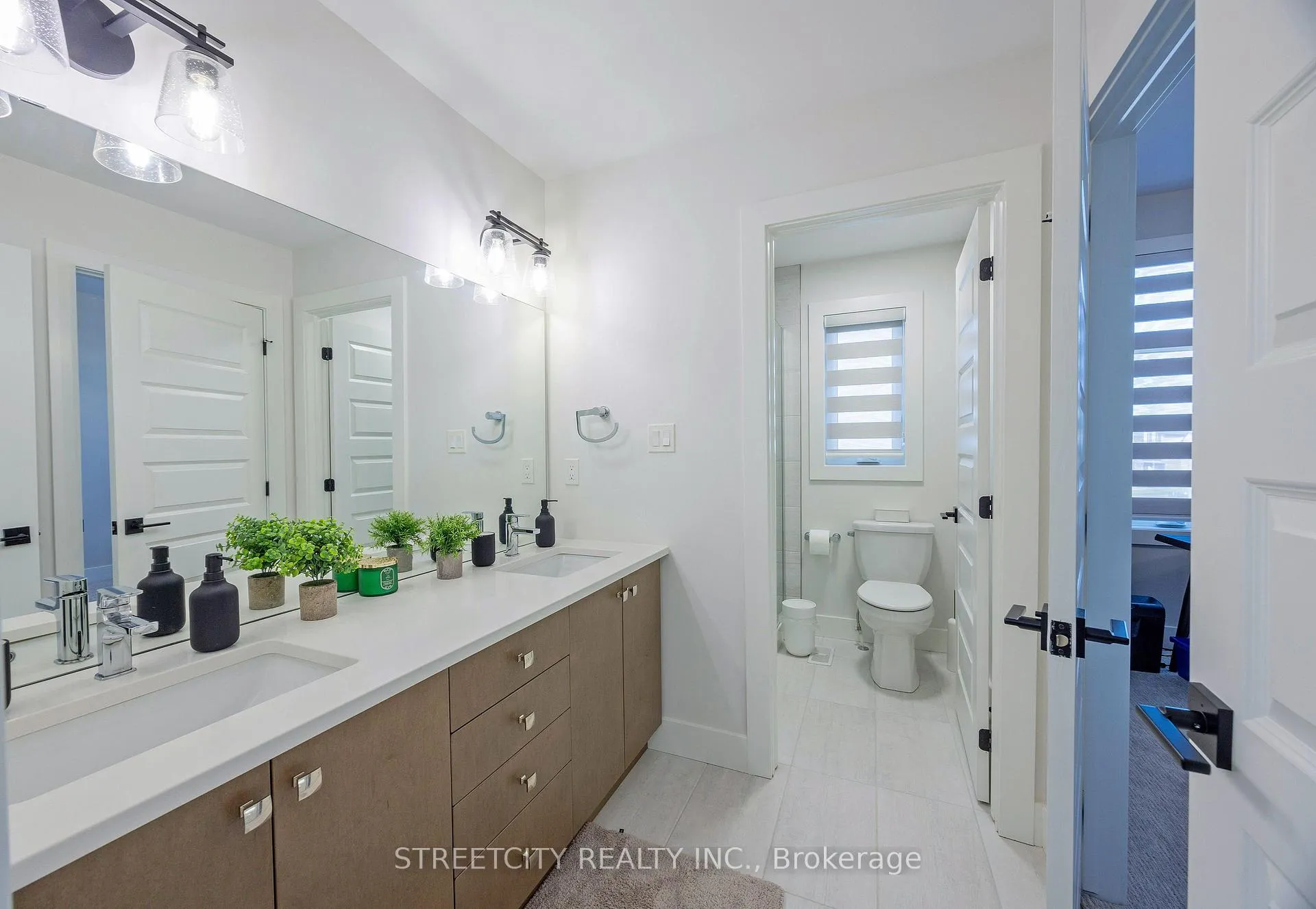 Photo 36 of 1754 Brunson Way, London, South K — HOMEH