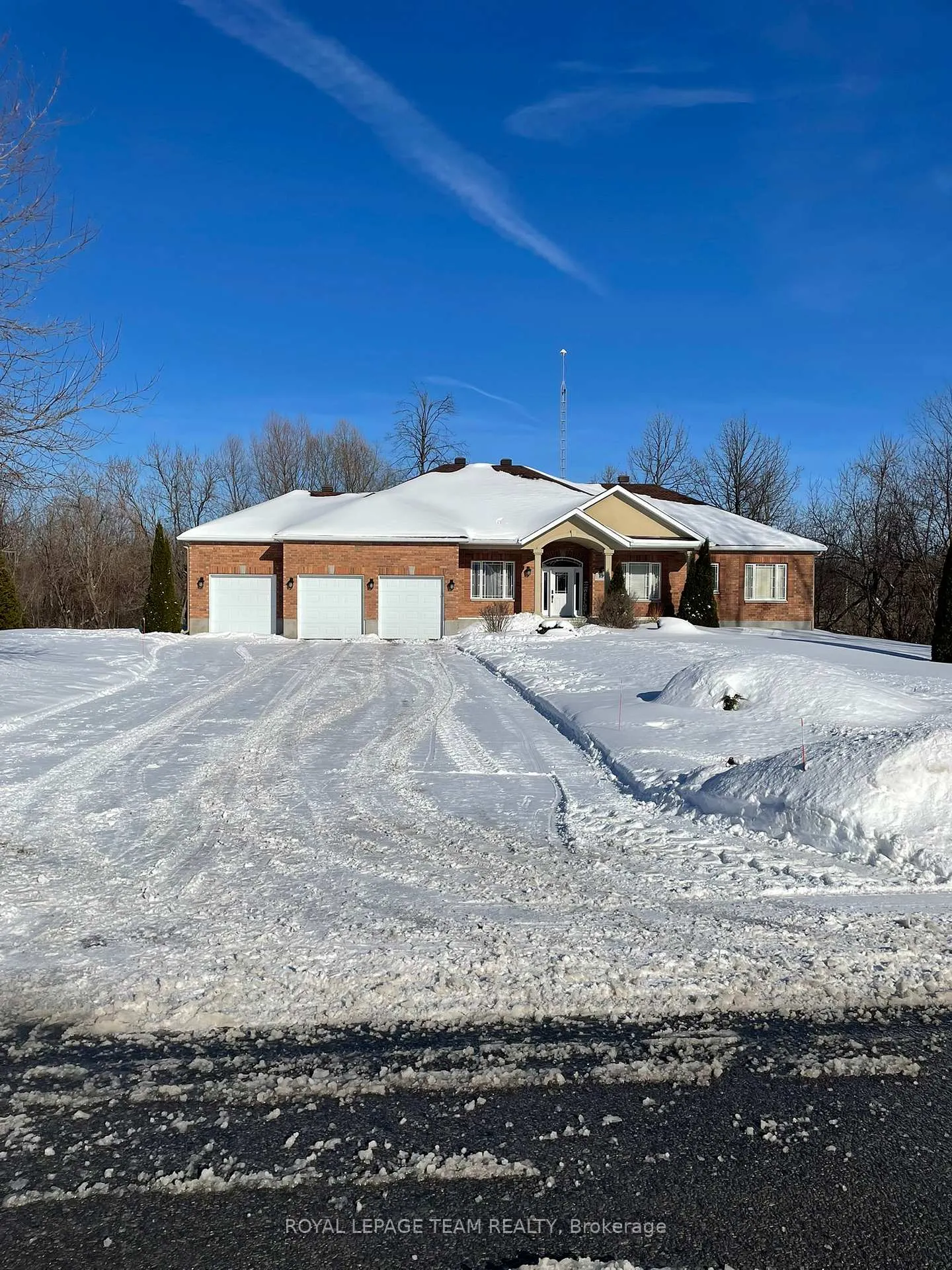 Front of 2539 Kearns Way
