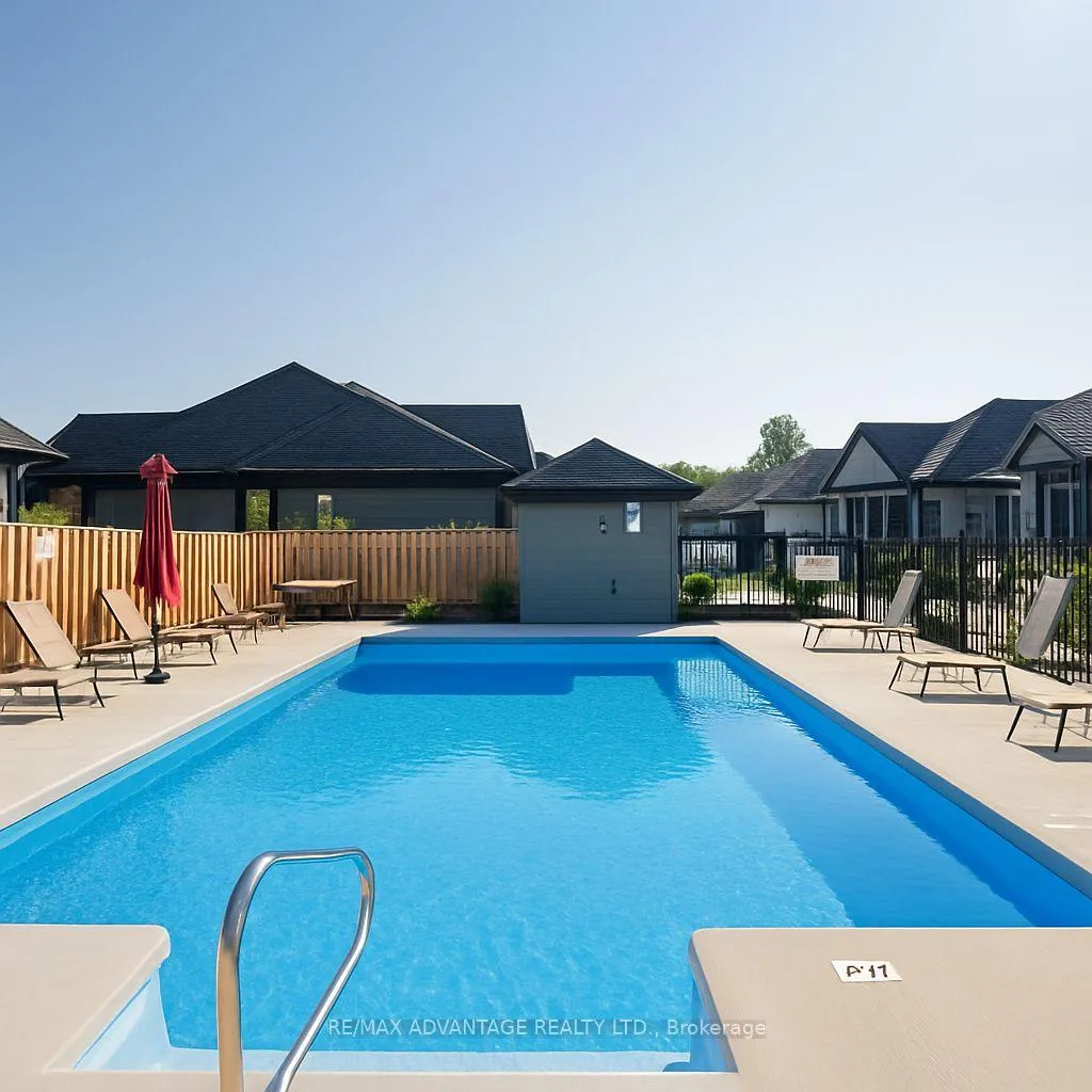 Photo 12 of Unit 7, 63 Compass Trail, Central Elgin, Rural Central Elgin — HOMEH