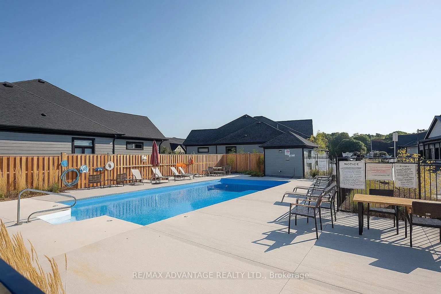 Photo 14 of Unit 7, 63 Compass Trail, Central Elgin, Rural Central Elgin — HOMEH
