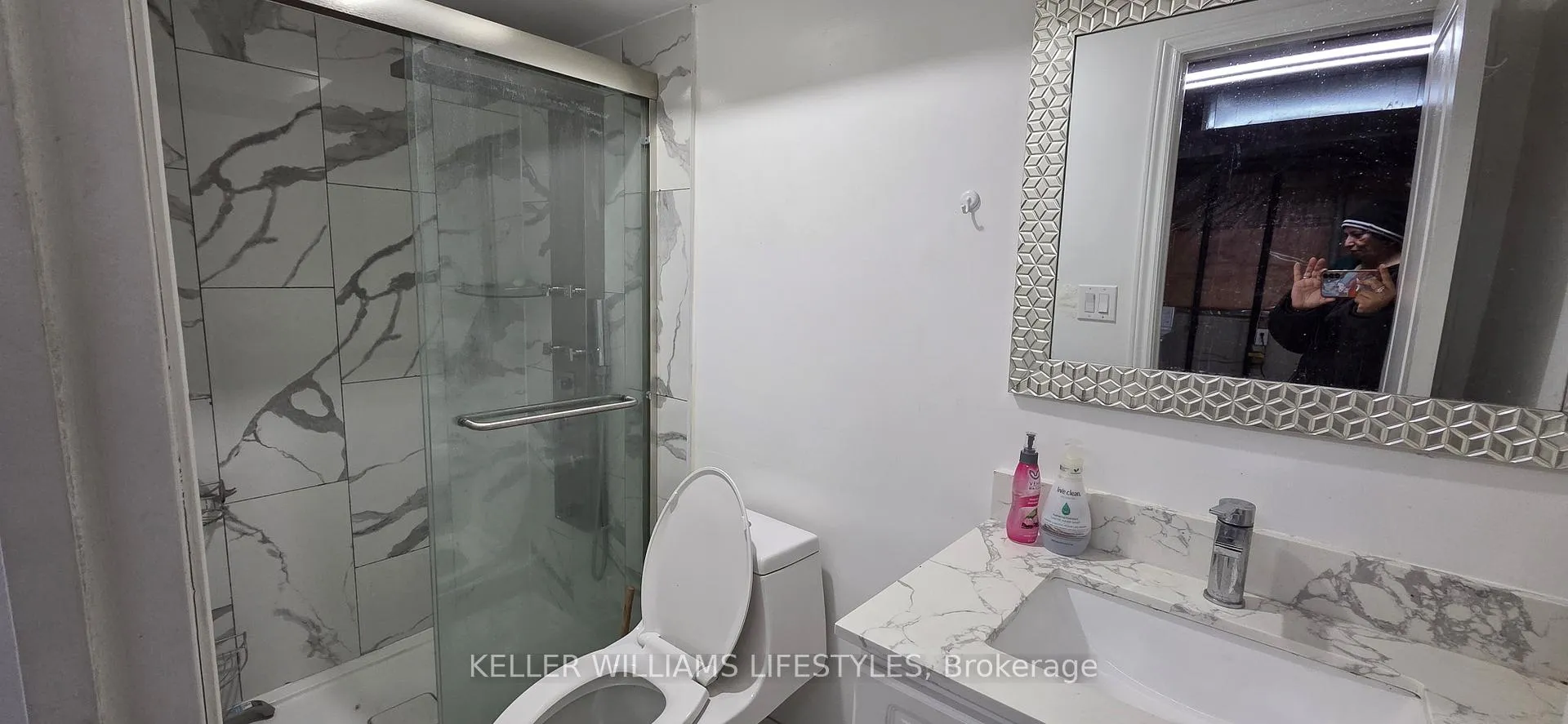 Photo 7 of 582 Talltree Crescent, London, East L — HOMEH