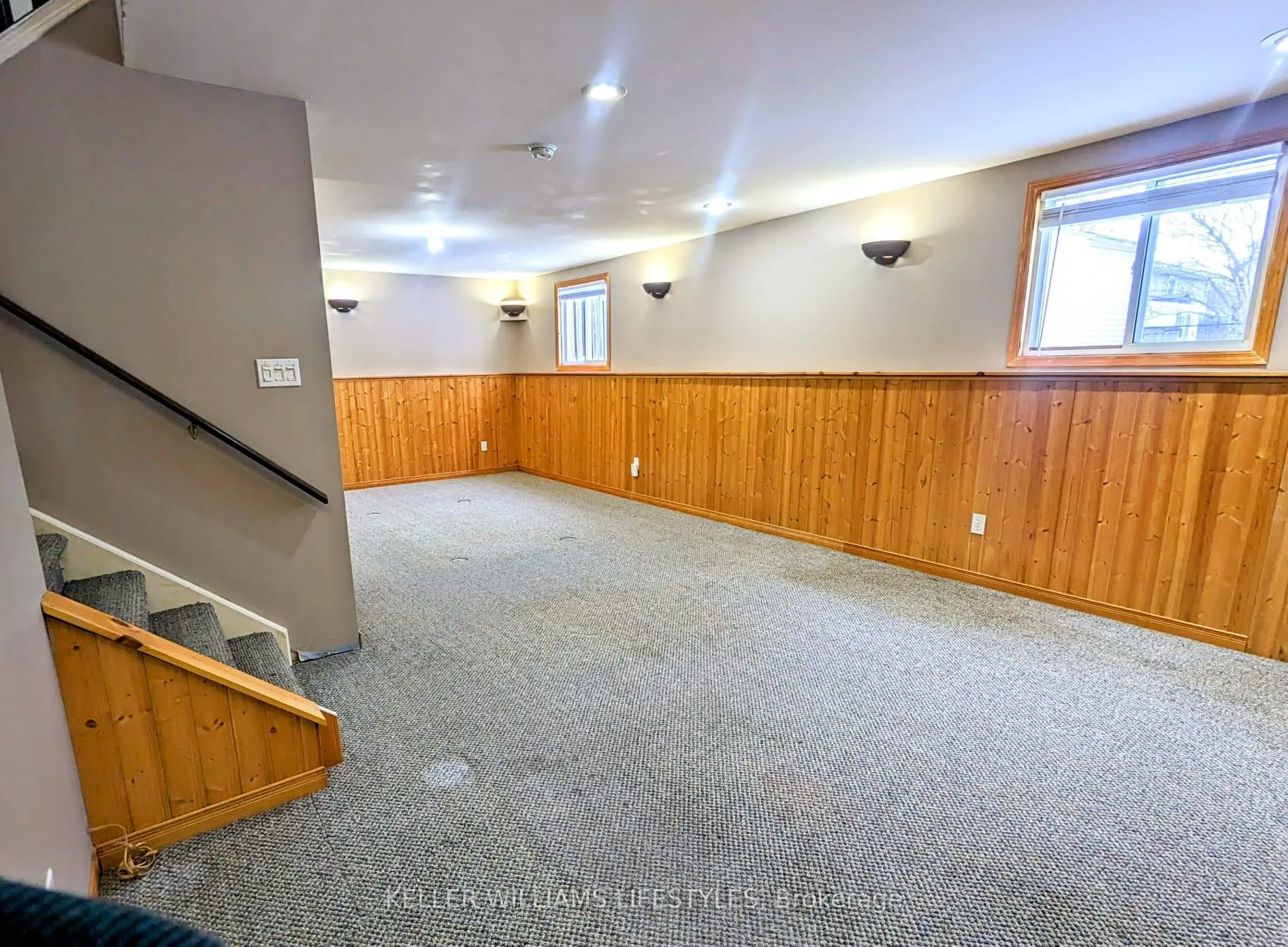 Photo 10 of 582 Talltree Crescent, London, East L — HOMEH